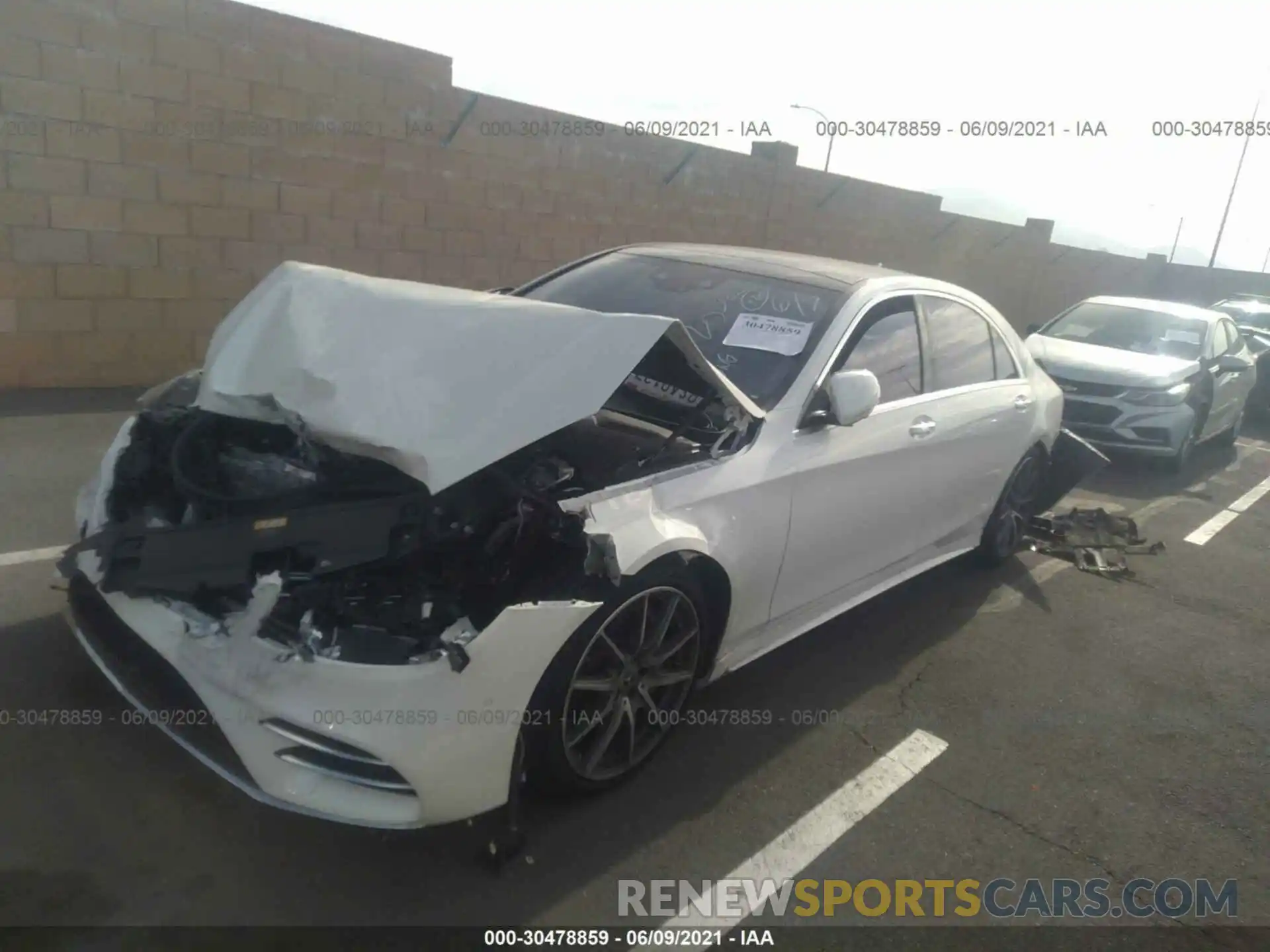 2 Photograph of a damaged car WDDUG6GB1LA502804 MERCEDES-BENZ S-CLASS 2020