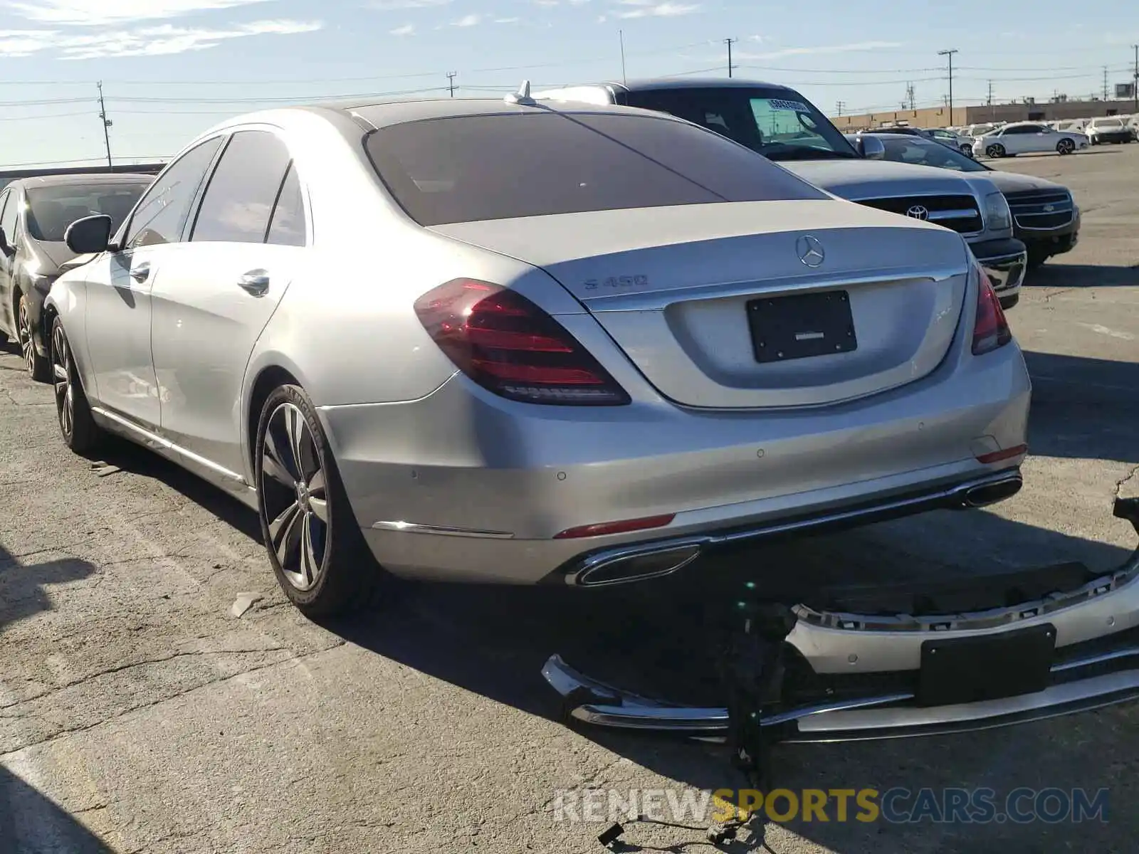 3 Photograph of a damaged car WDDUG6GB2LA505856 MERCEDES-BENZ S CLASS 2020