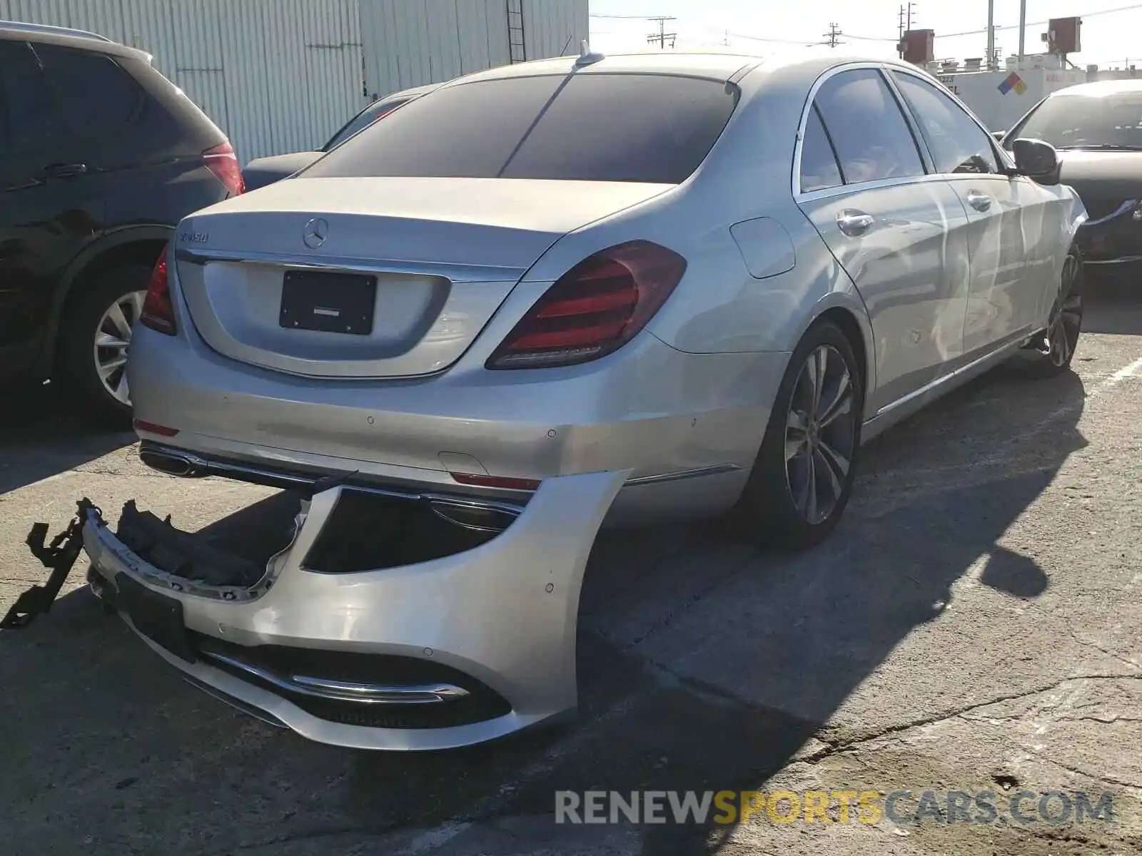 4 Photograph of a damaged car WDDUG6GB2LA505856 MERCEDES-BENZ S CLASS 2020