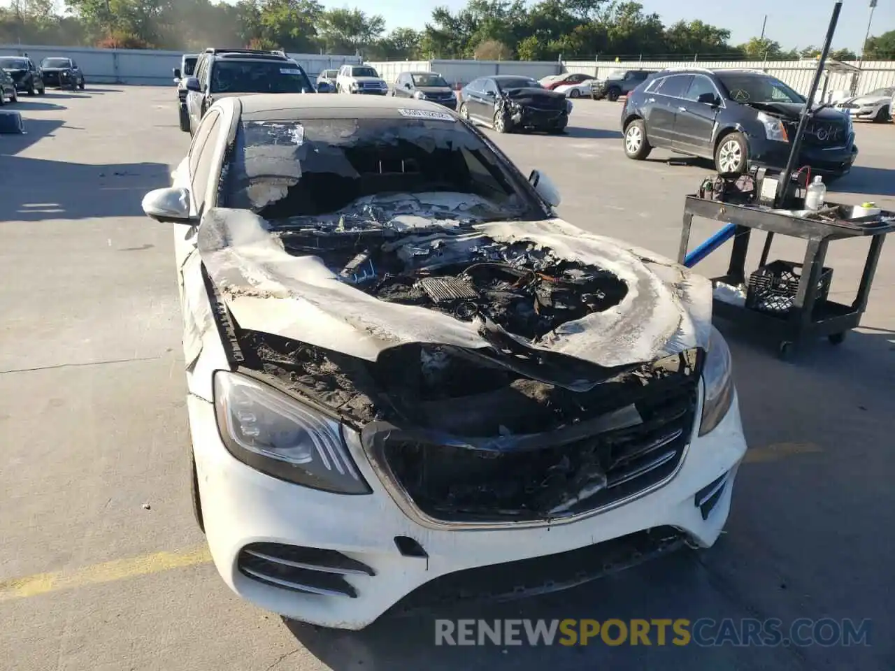 9 Photograph of a damaged car WDDUG6GB5LA508220 MERCEDES-BENZ S-CLASS 2020