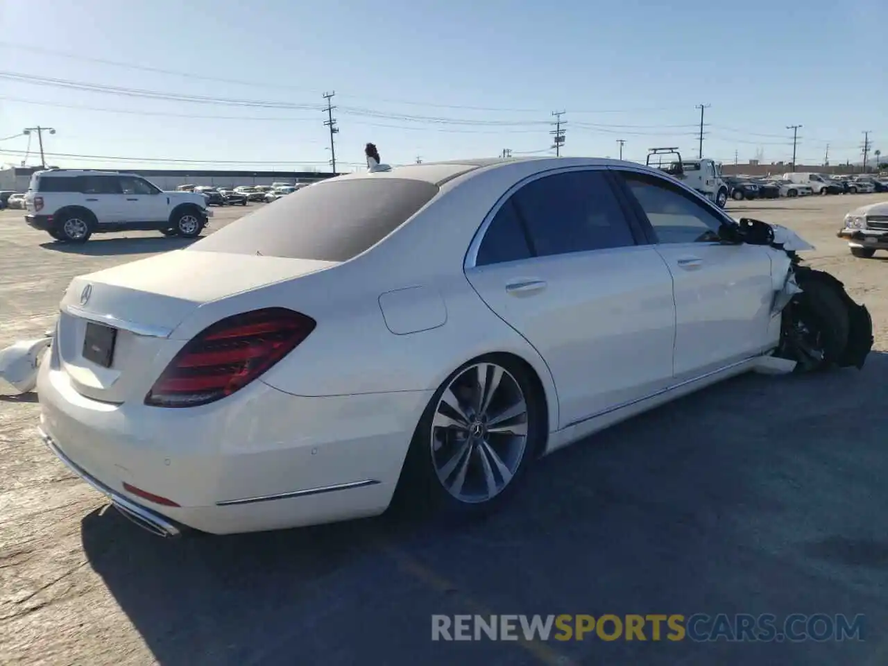 4 Photograph of a damaged car WDDUG6GB6LA504743 MERCEDES-BENZ S-CLASS 2020