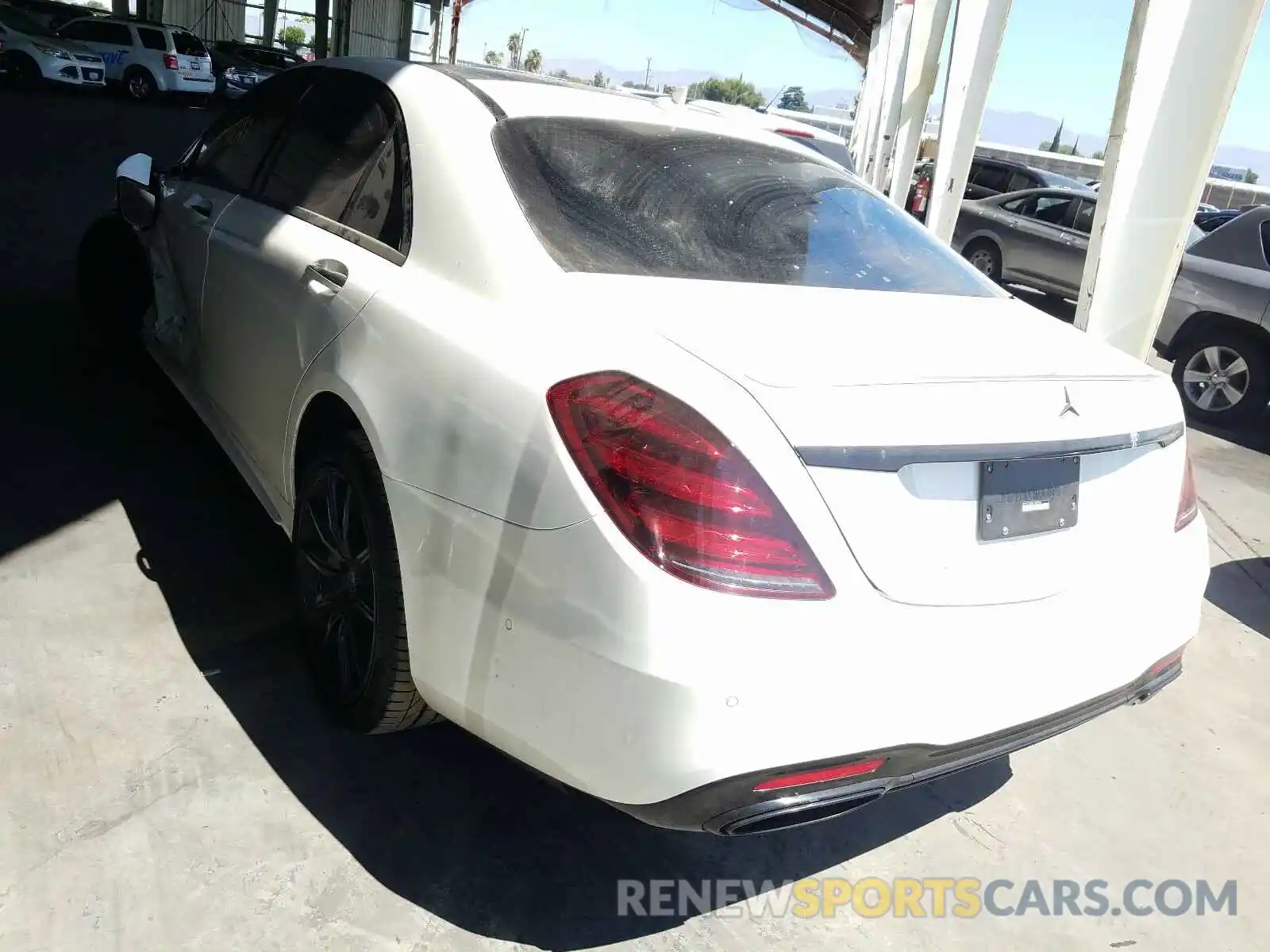 3 Photograph of a damaged car WDDUG6GB6LA507156 MERCEDES-BENZ S CLASS 2020