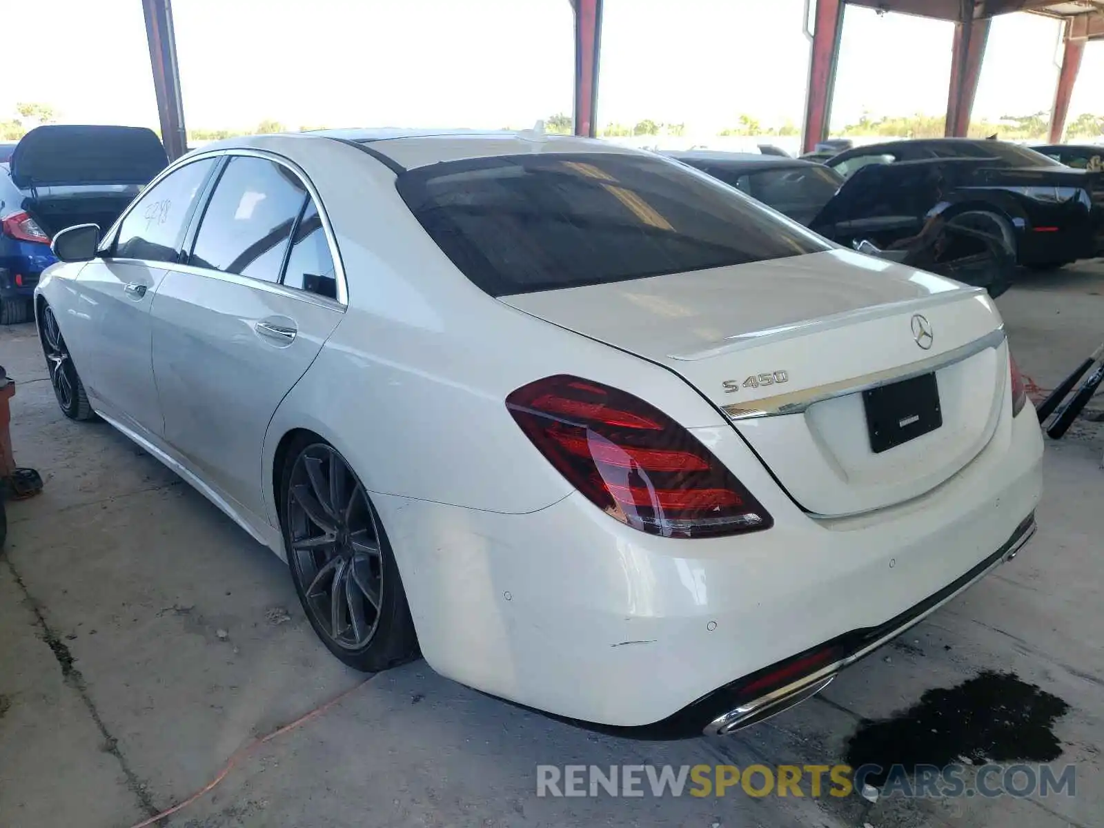 3 Photograph of a damaged car WDDUG6GB7LA503374 MERCEDES-BENZ S CLASS 2020