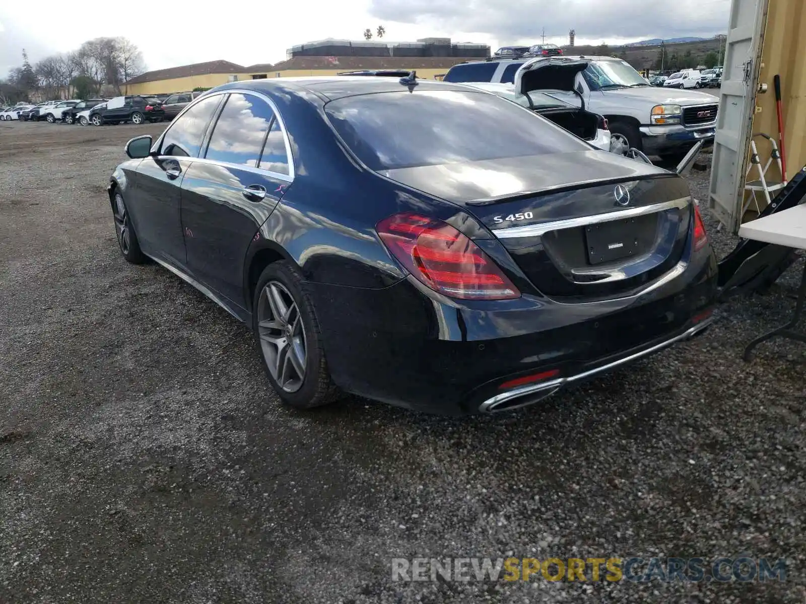 3 Фотография поврежденного автомобиля WDDUG6GB7LA506484 MERCEDES-BENZ S CLASS 2020