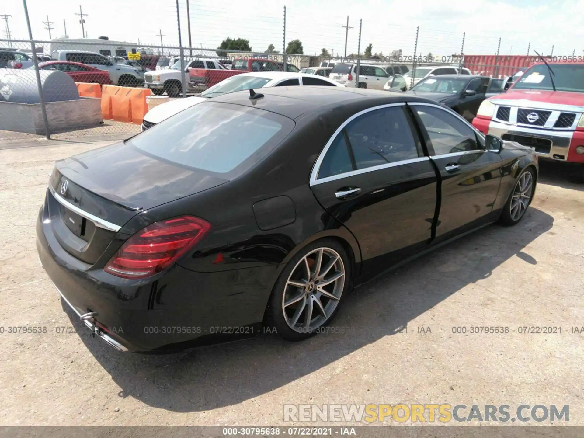 4 Photograph of a damaged car WDDUG8DB2LA511107 MERCEDES-BENZ S-CLASS 2020