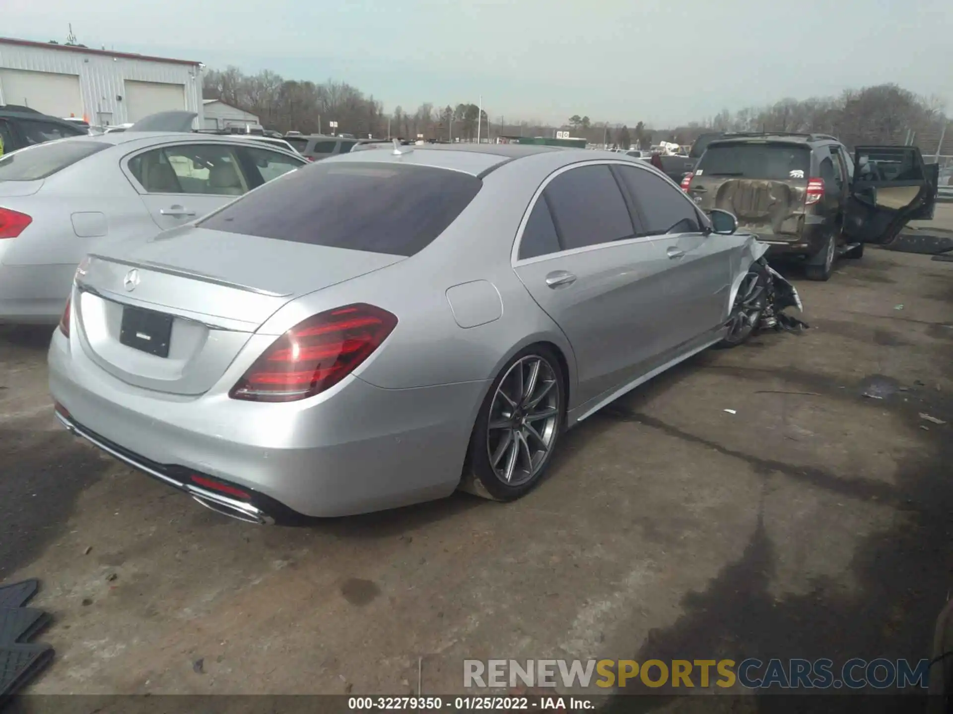 4 Фотография поврежденного автомобиля WDDUG8DB7LA502323 MERCEDES-BENZ S-CLASS 2020