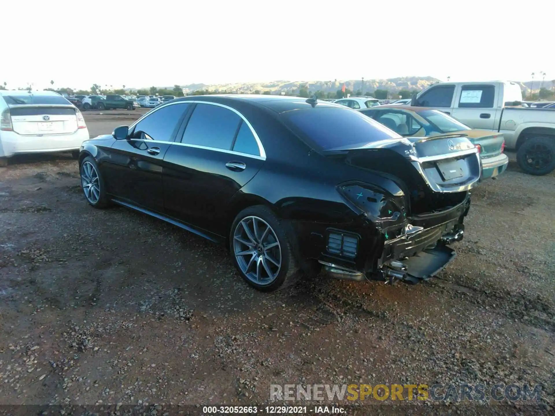 3 Photograph of a damaged car WDDUG8DB7LA508395 MERCEDES-BENZ S-CLASS 2020