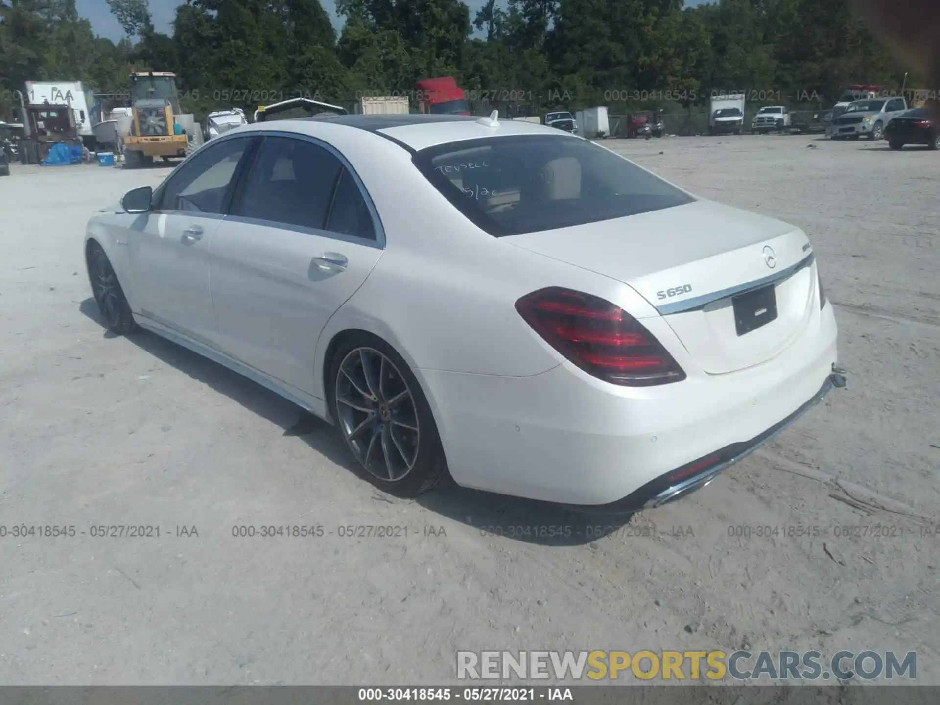 3 Photograph of a damaged car WDDUG8DB8LA506896 MERCEDES-BENZ S-CLASS 2020