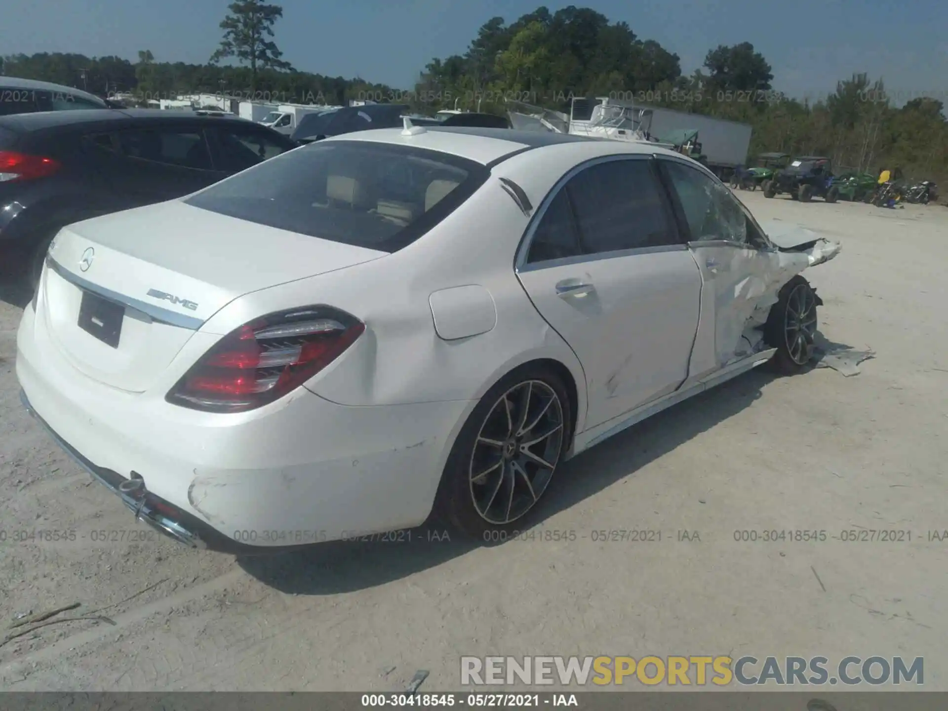 4 Photograph of a damaged car WDDUG8DB8LA506896 MERCEDES-BENZ S-CLASS 2020