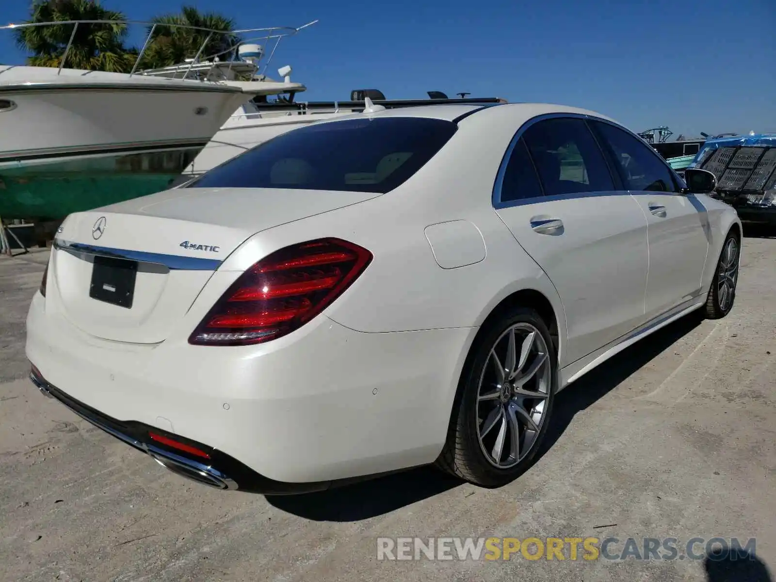 4 Photograph of a damaged car WDDUG8GB8LA514329 MERCEDES-BENZ S CLASS 2020