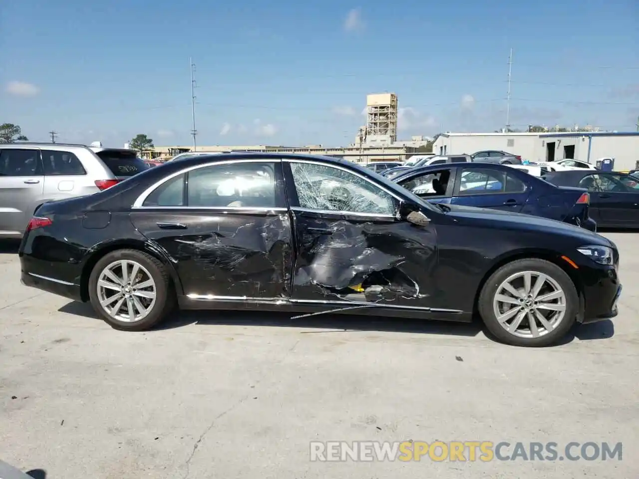 9 Photograph of a damaged car W1K6G6DB7MA031658 MERCEDES-BENZ S-CLASS 2021