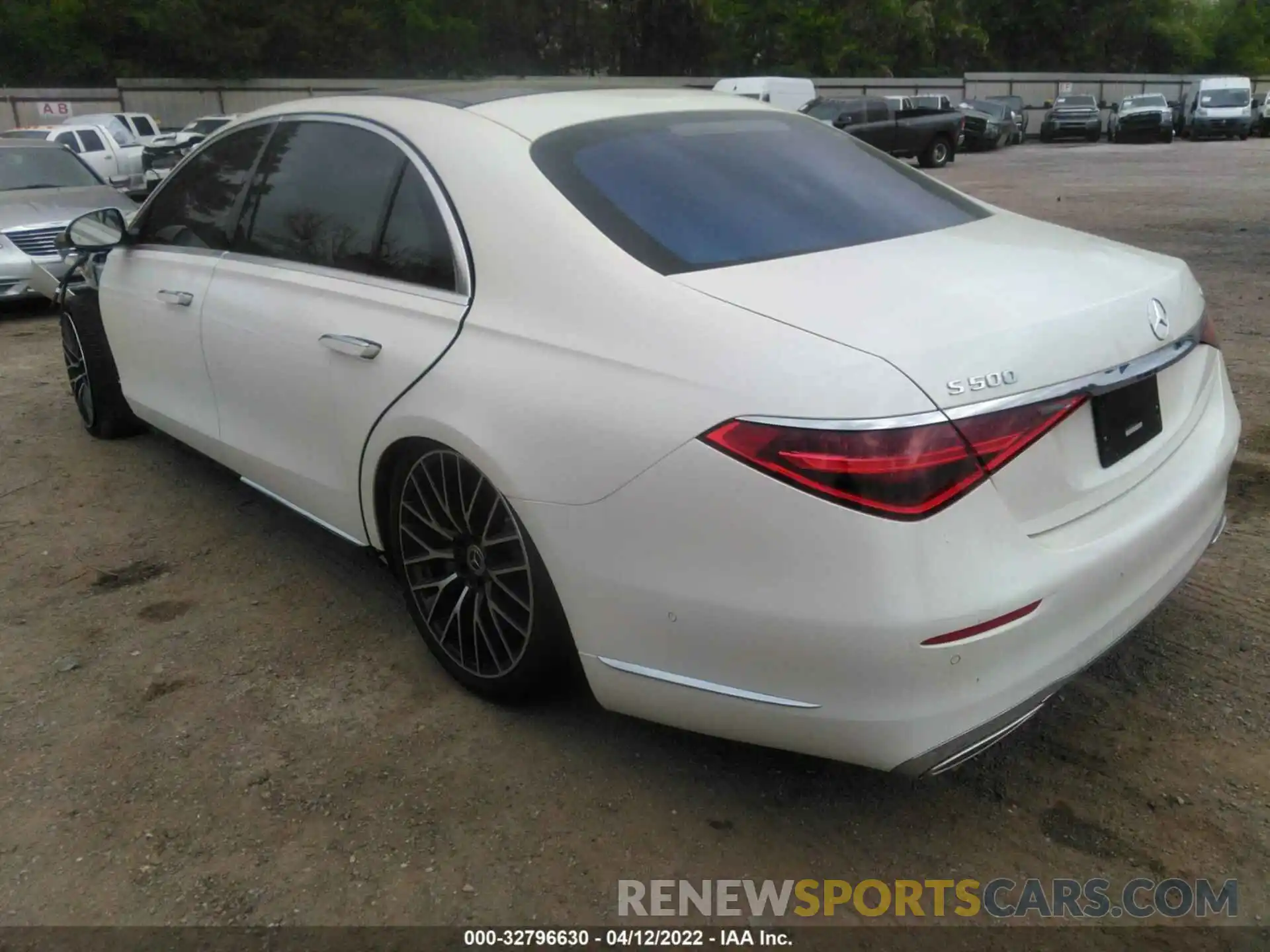 3 Photograph of a damaged car W1K6G6DB2NA070787 MERCEDES-BENZ S-CLASS 2022