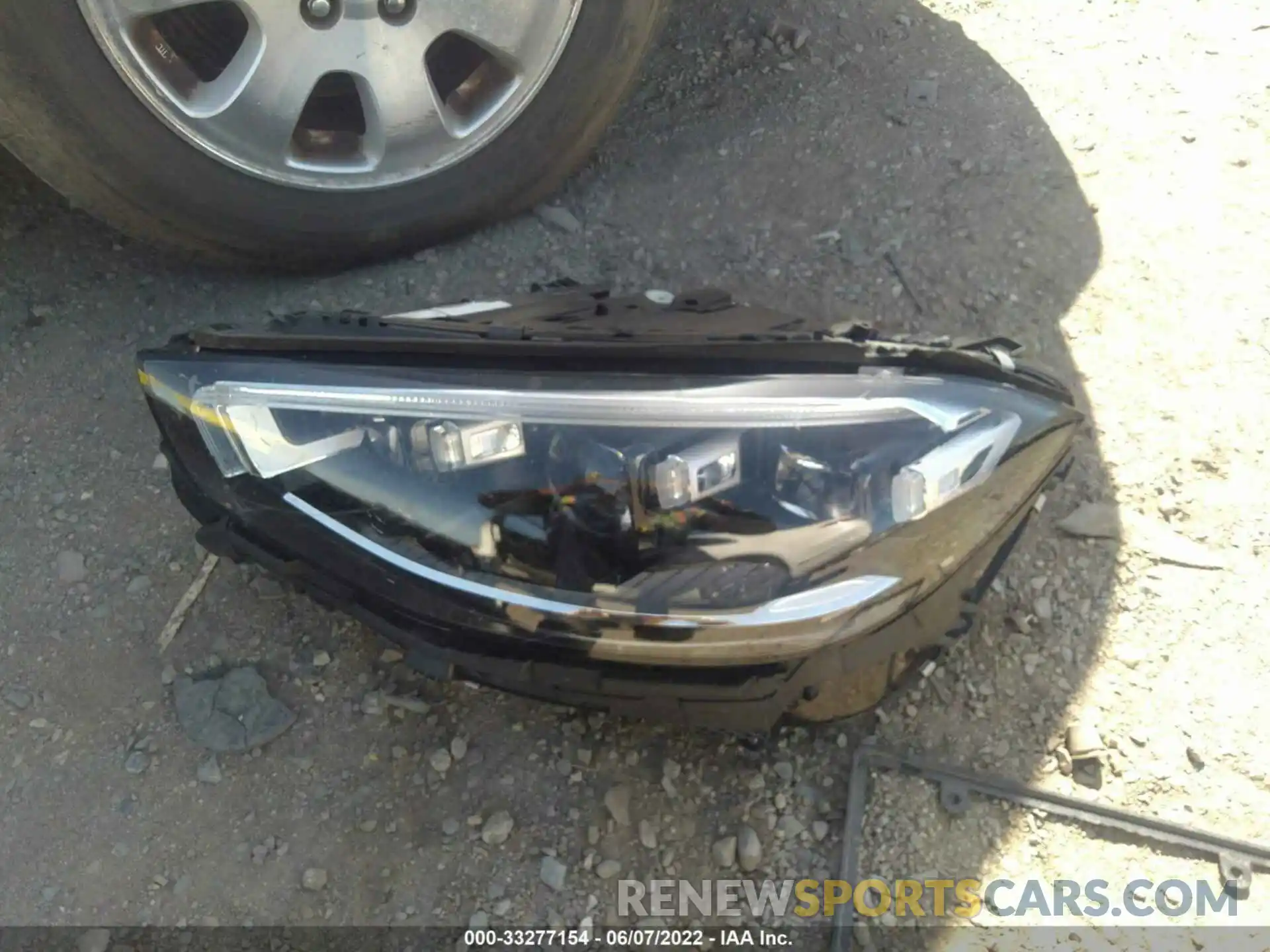 11 Photograph of a damaged car W1K6G7GB0NA095737 MERCEDES-BENZ S-CLASS 2022