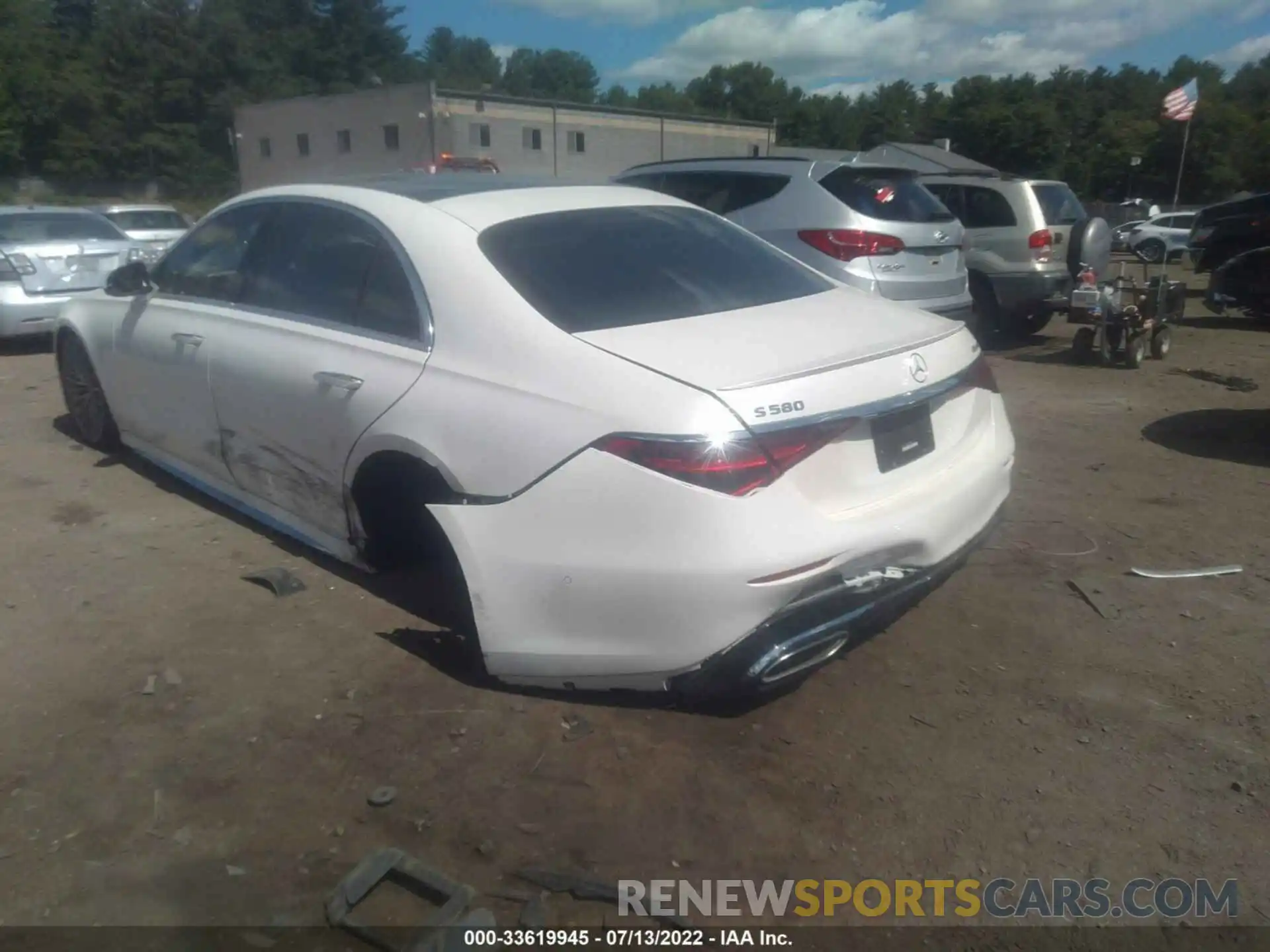 3 Photograph of a damaged car W1K6G7GB4NA105959 MERCEDES-BENZ S-CLASS 2022