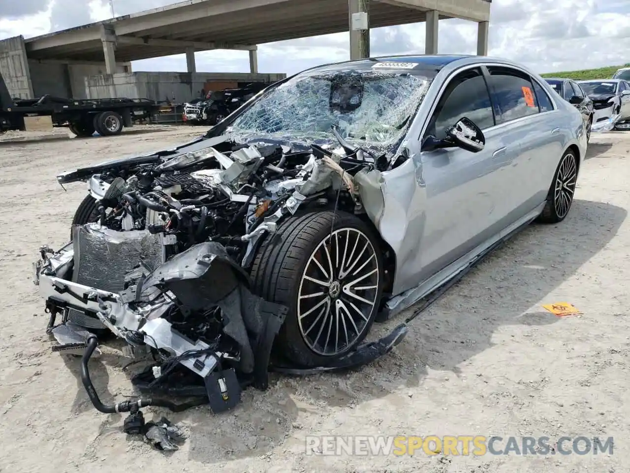 2 Photograph of a damaged car W1K6G7GB4NA108439 MERCEDES-BENZ S-CLASS 2022