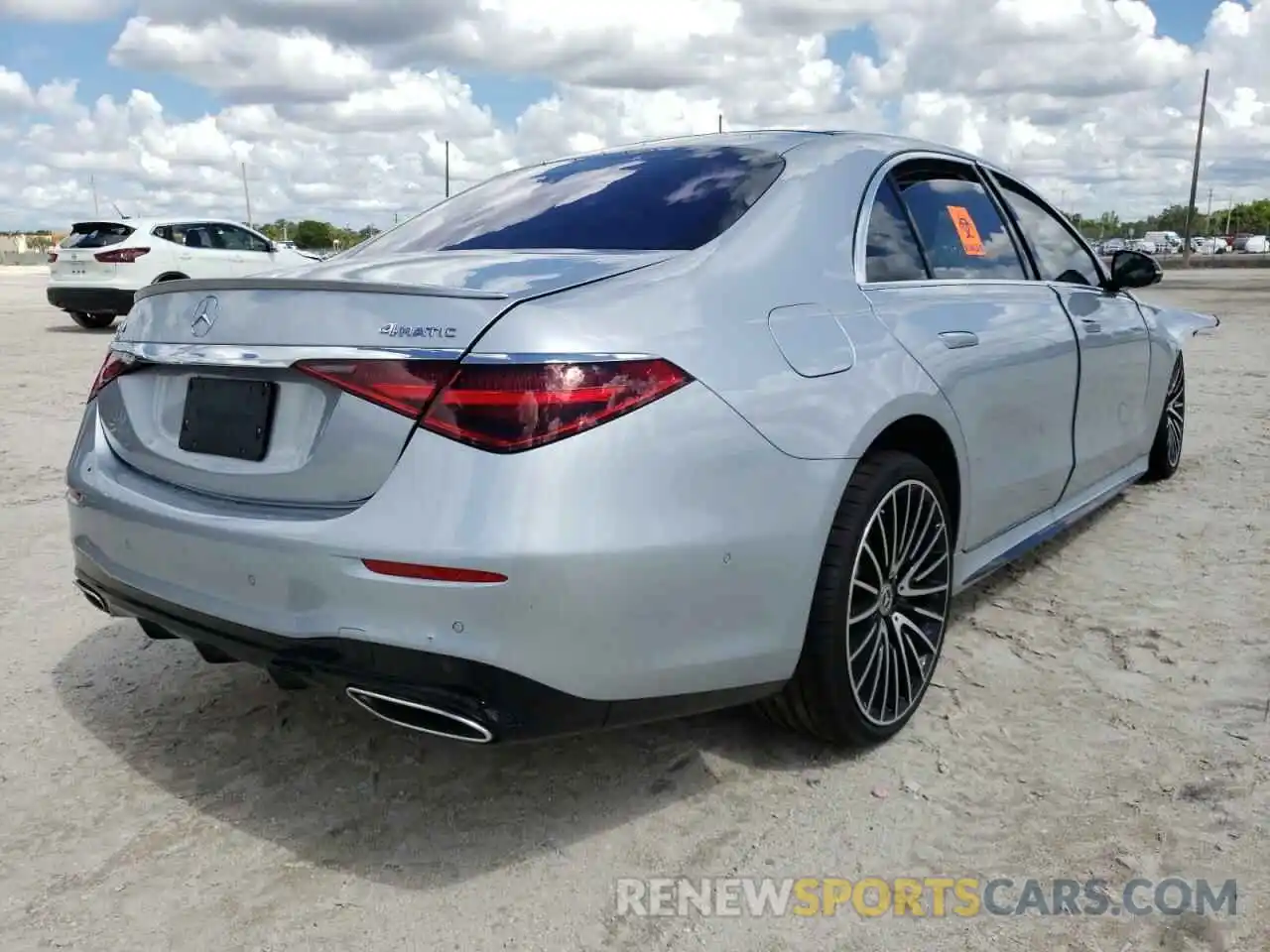 4 Photograph of a damaged car W1K6G7GB4NA108439 MERCEDES-BENZ S-CLASS 2022