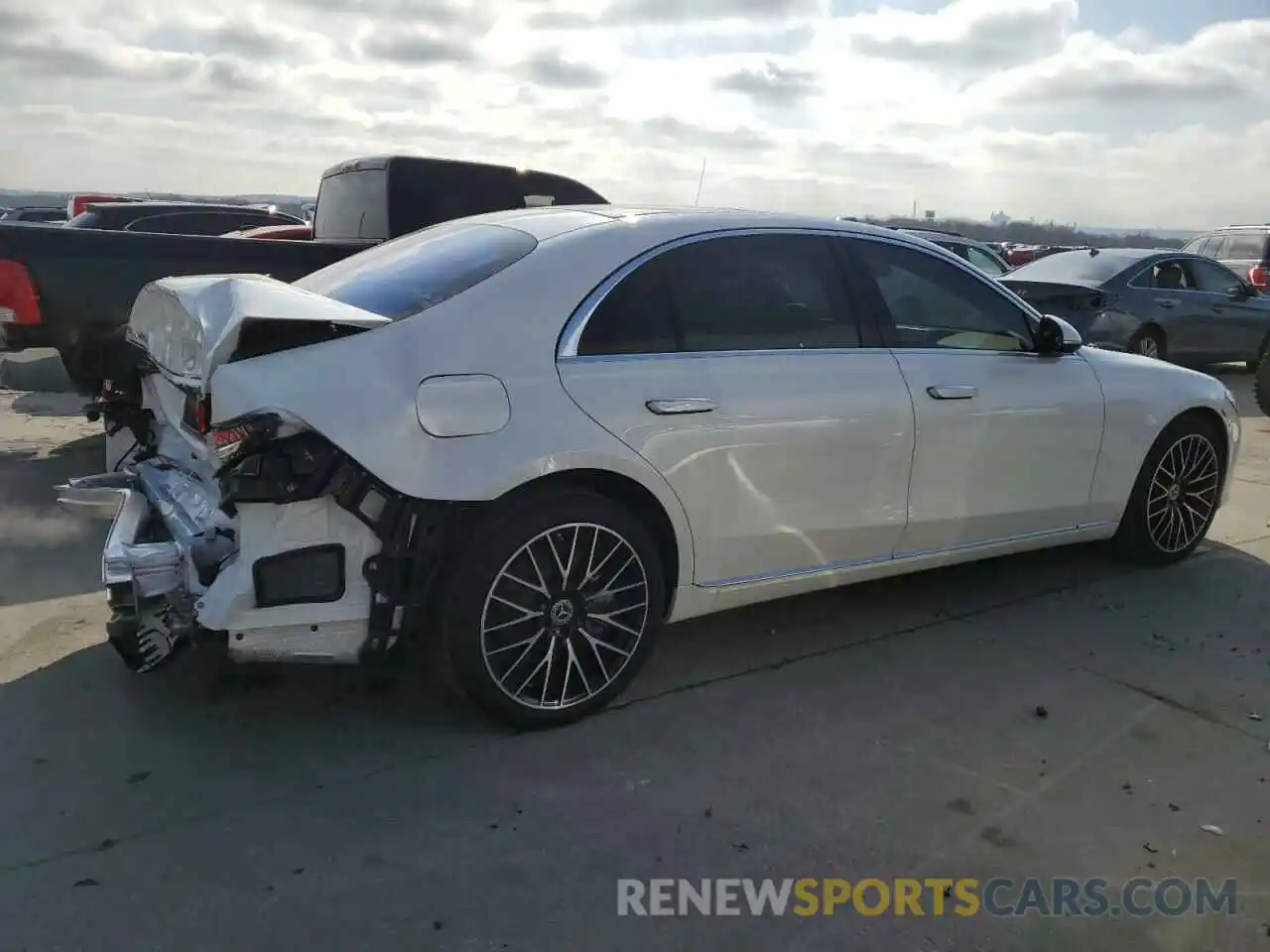 3 Photograph of a damaged car W1K6G7GB1PA200997 MERCEDES-BENZ S-CLASS 2023