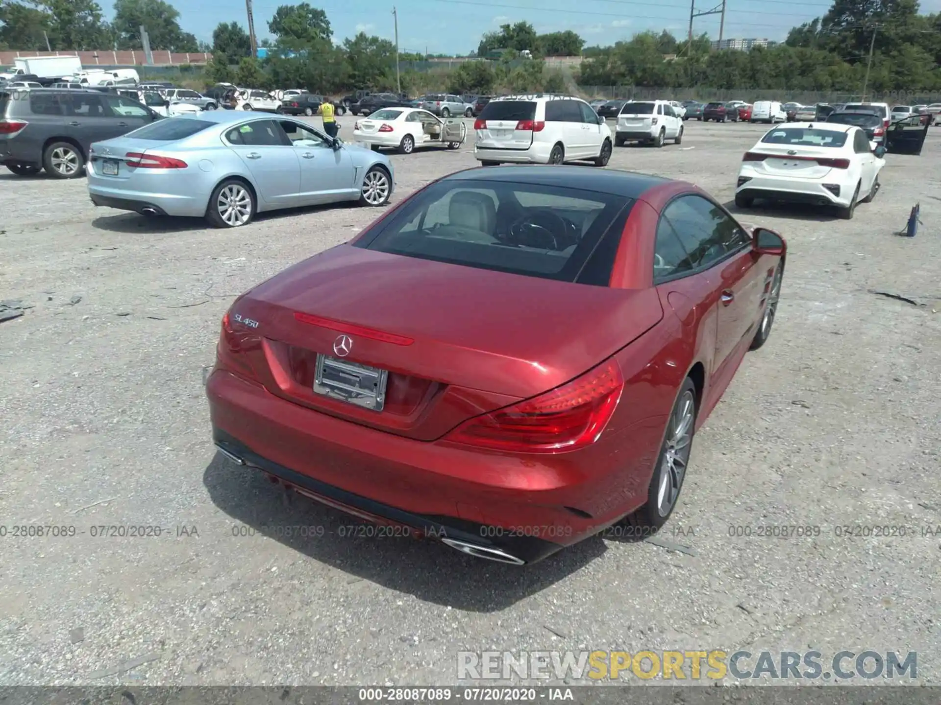 4 Photograph of a damaged car W1KJK6GA5LF061772 MERCEDES-BENZ SL 2020