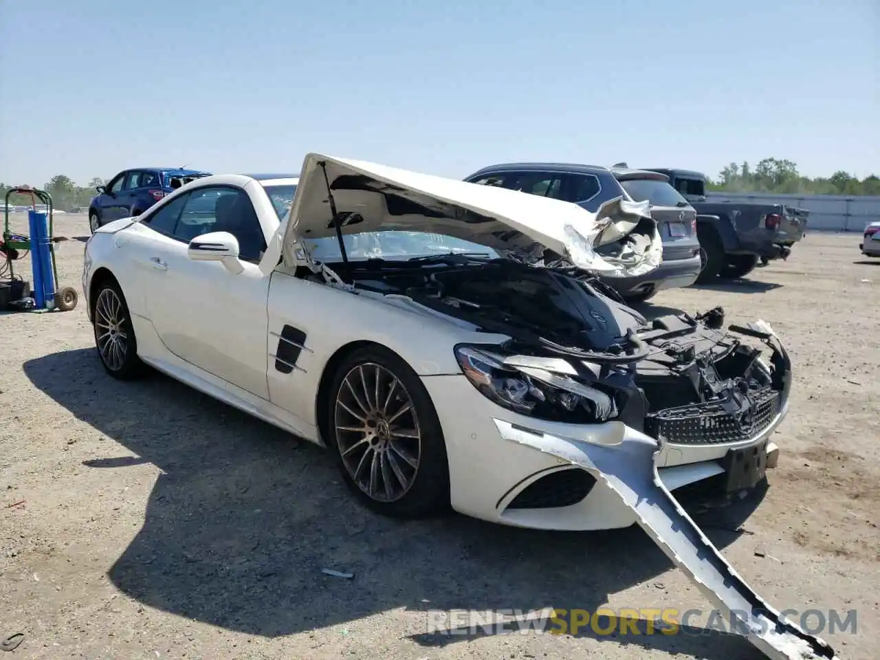 1 Photograph of a damaged car WDDJK6GA2KF054910 MERCEDES-BENZ SL-CLASS 2019