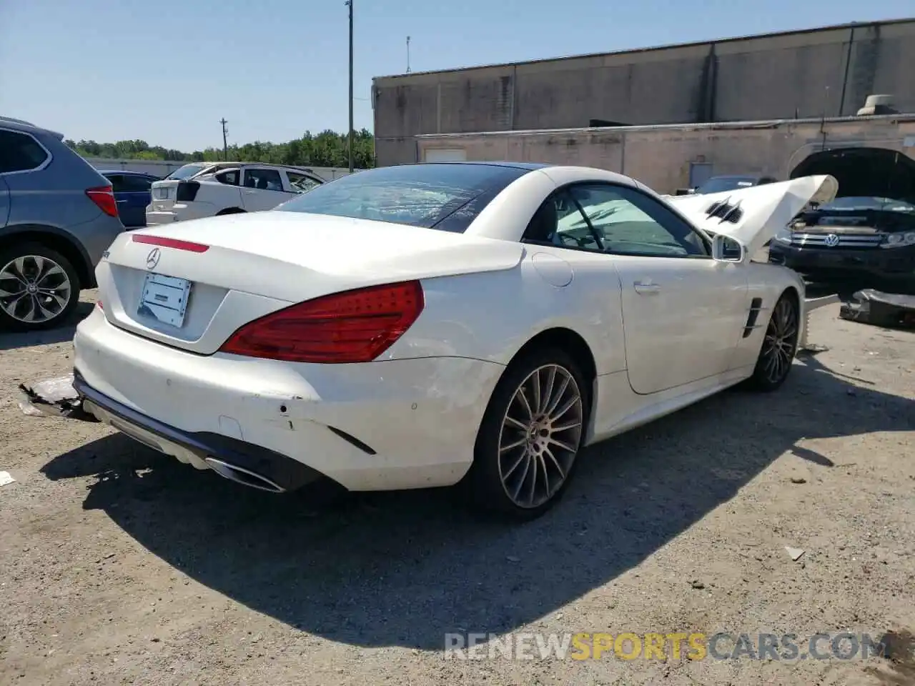 4 Photograph of a damaged car WDDJK6GA2KF054910 MERCEDES-BENZ SL-CLASS 2019