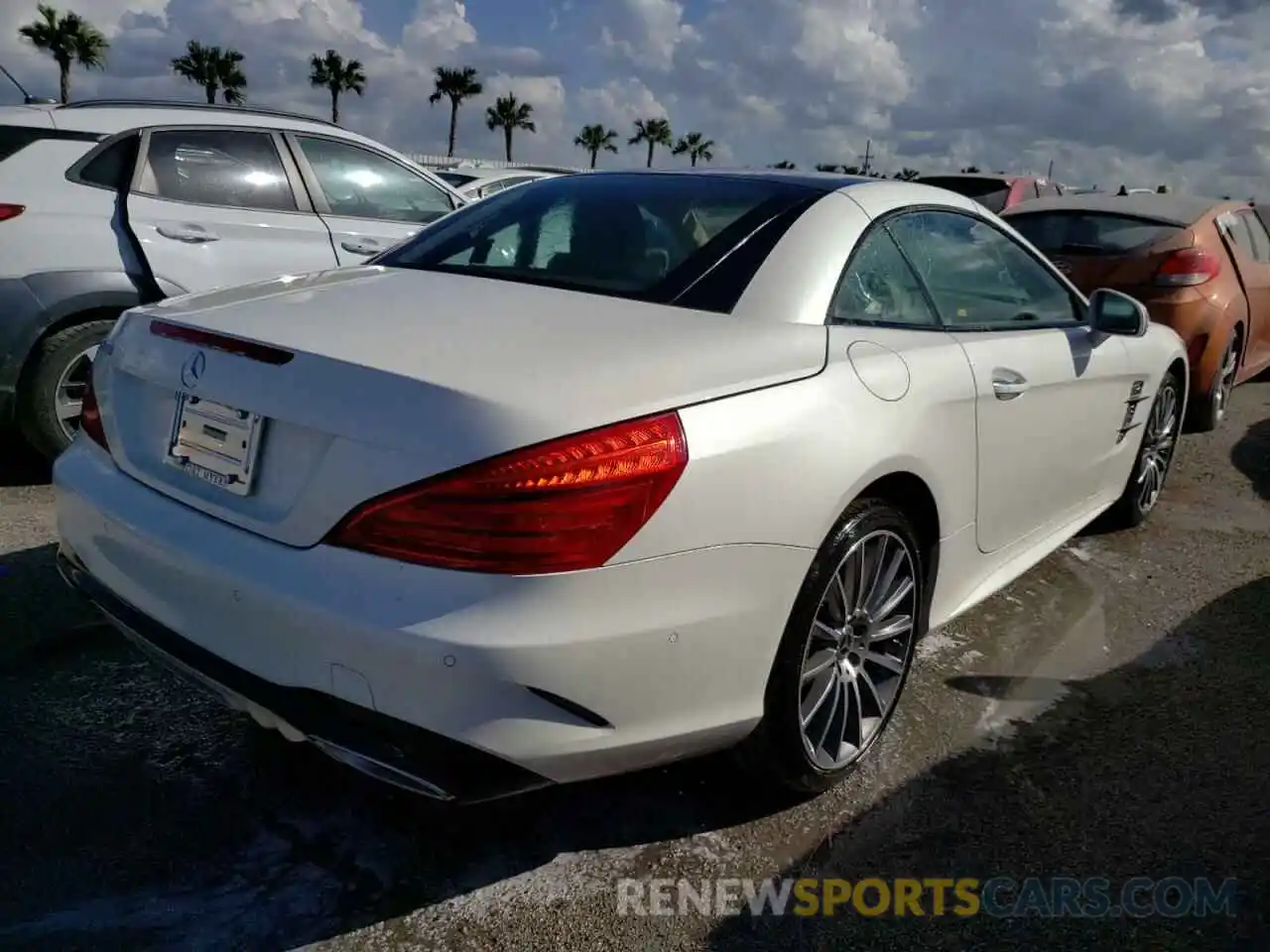 4 Photograph of a damaged car W1KJK6GA9LF061869 MERCEDES-BENZ SL-CLASS 2020