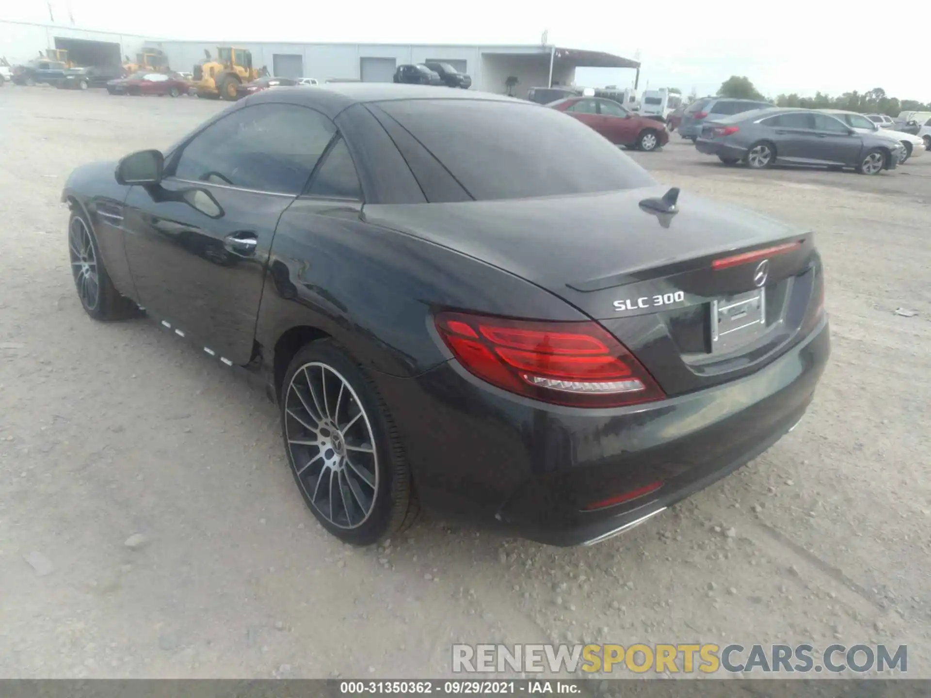 3 Photograph of a damaged car WDDPK3JA2KF158993 MERCEDES-BENZ SLC 2019