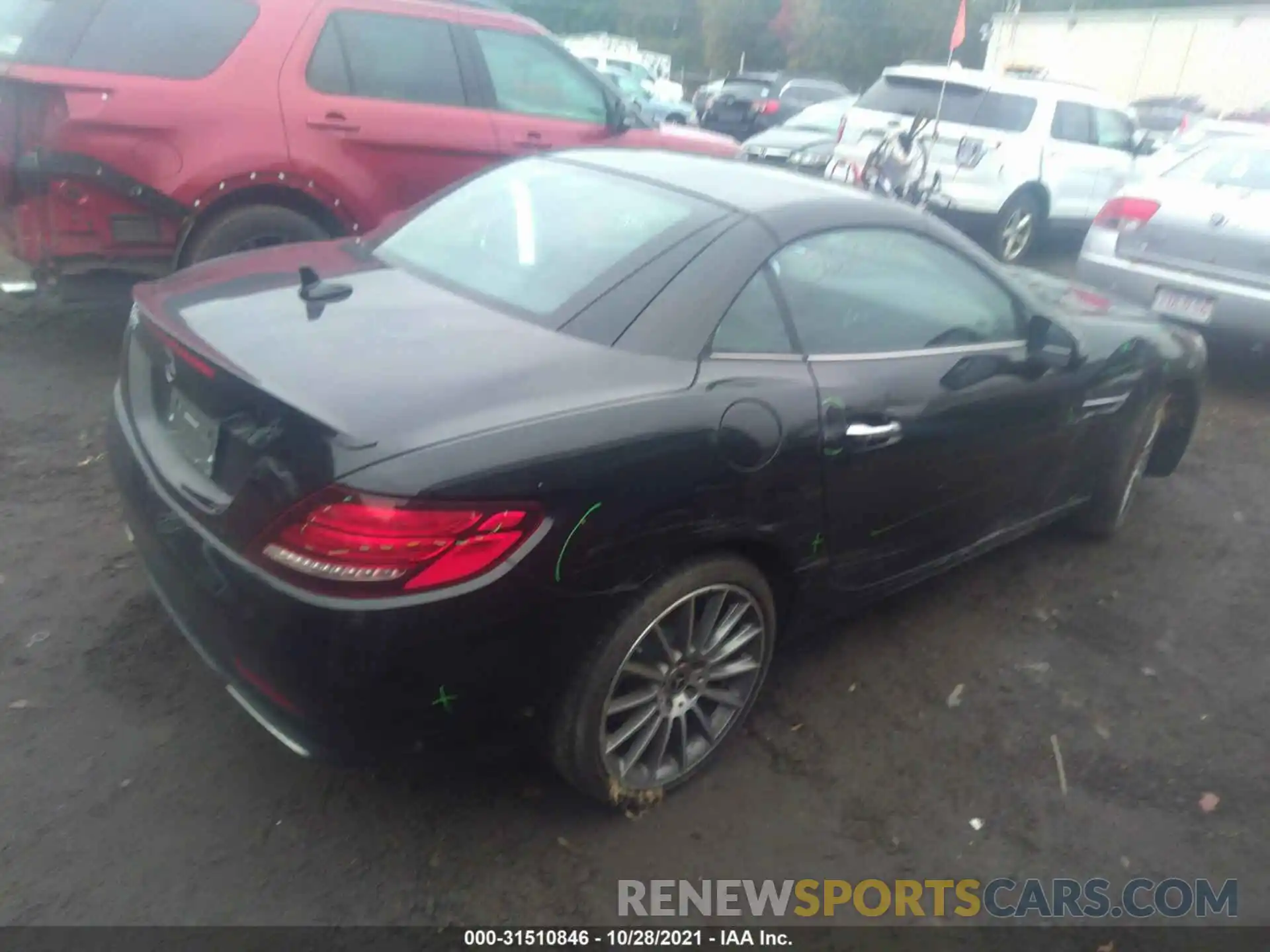 4 Photograph of a damaged car WDDPK3JA7KF159346 MERCEDES-BENZ SLC 2019