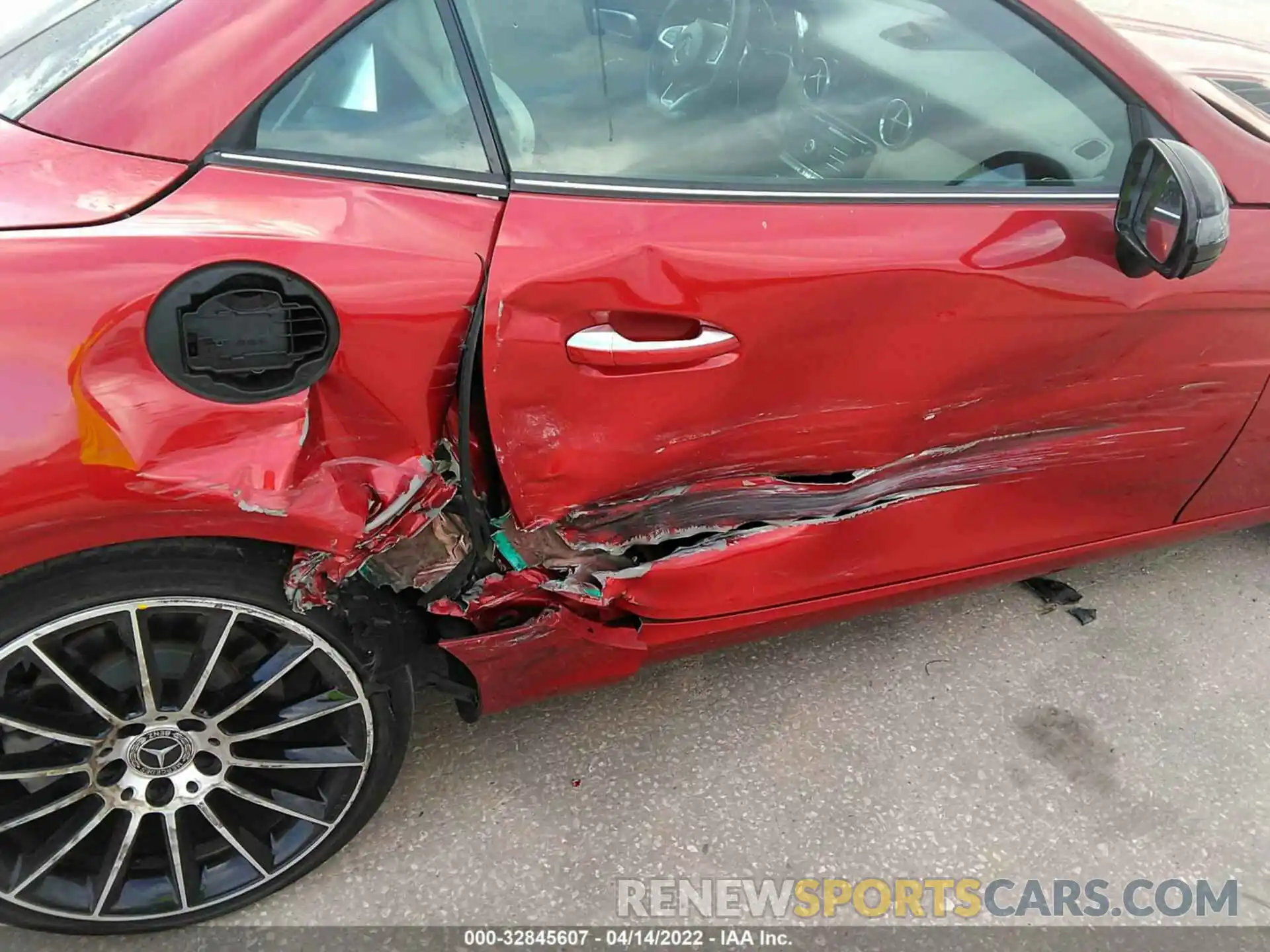 6 Photograph of a damaged car WDDPK3JA9KF162796 MERCEDES-BENZ SLC 2019