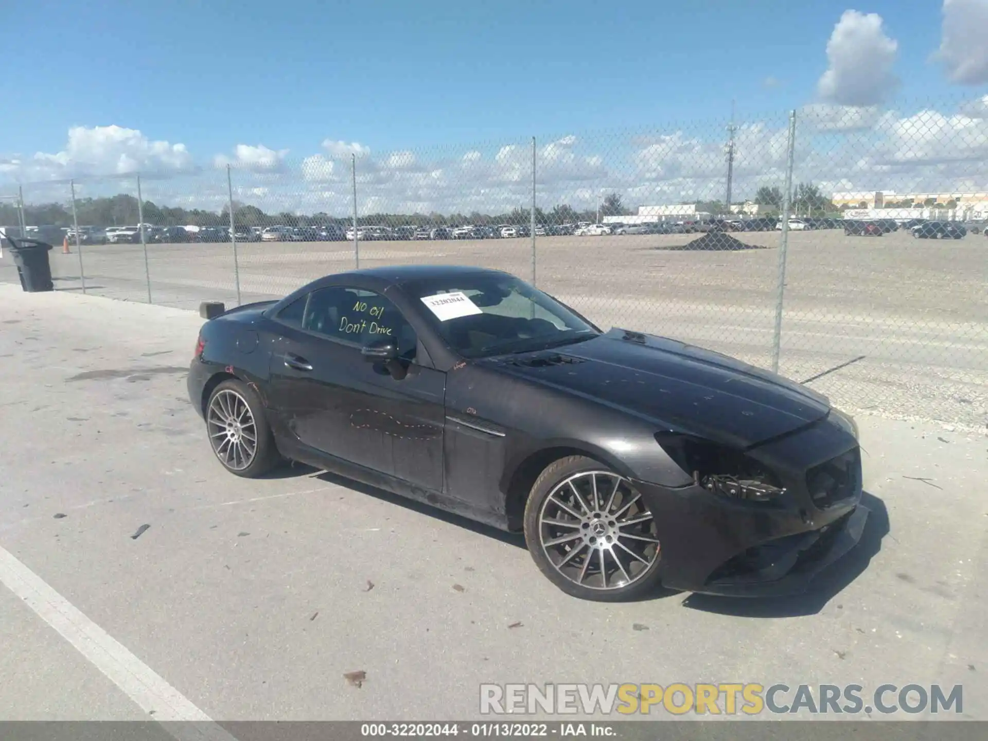 1 Photograph of a damaged car WDDPK3JAXKF157705 MERCEDES-BENZ SLC 2019