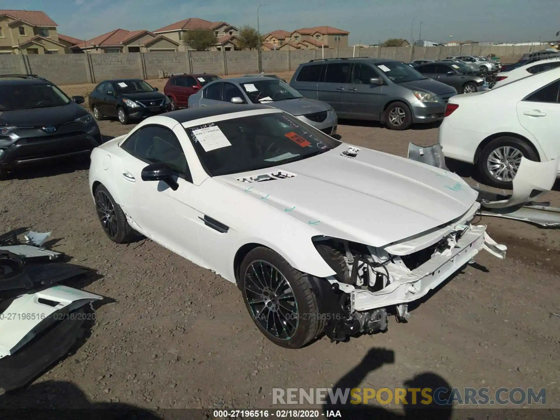 1 Photograph of a damaged car WDDPK3JAXKF161706 MERCEDES-BENZ SLC 2019