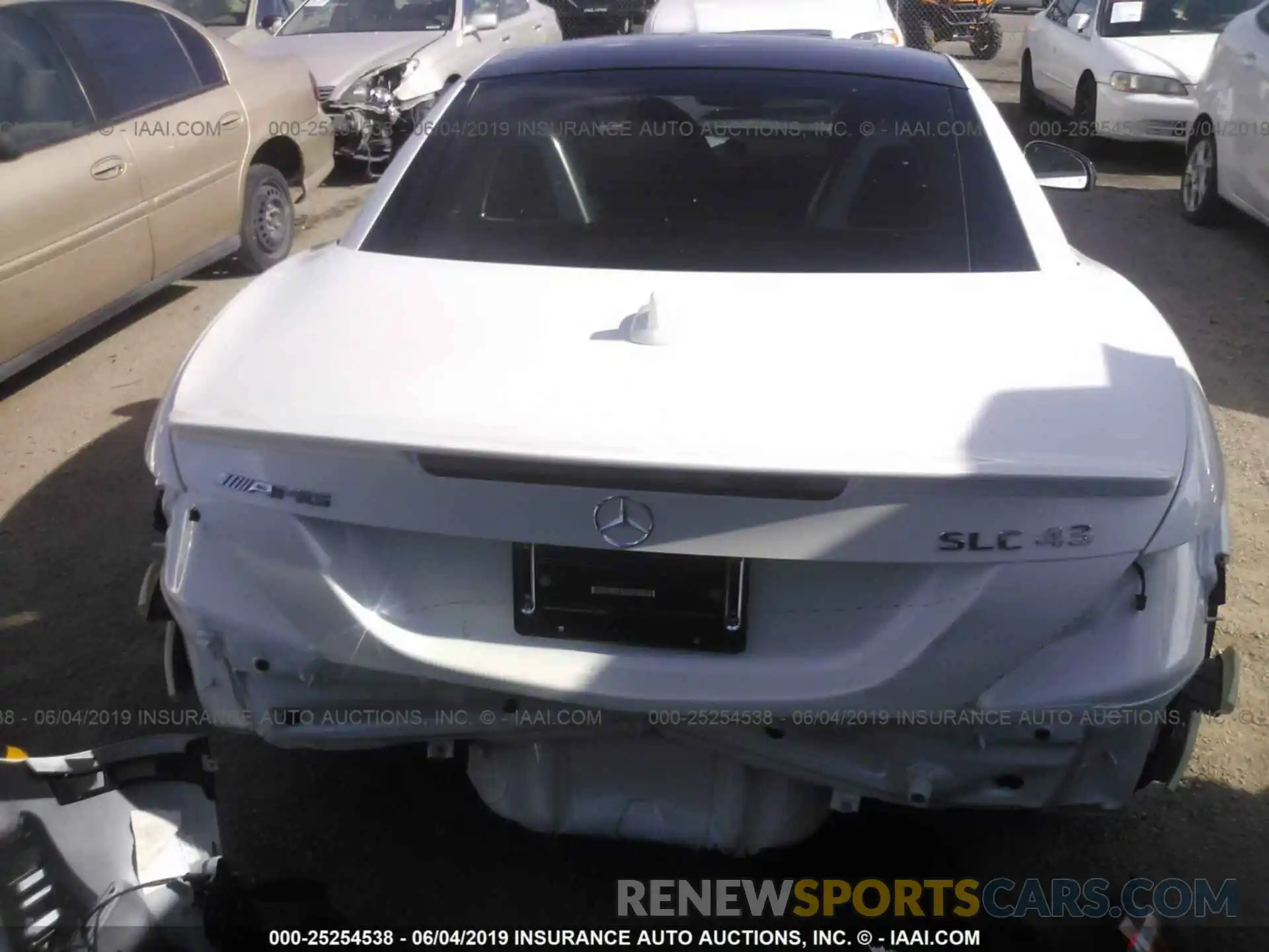 8 Photograph of a damaged car WDDPK6GA2KF158145 MERCEDES-BENZ SLC 2019