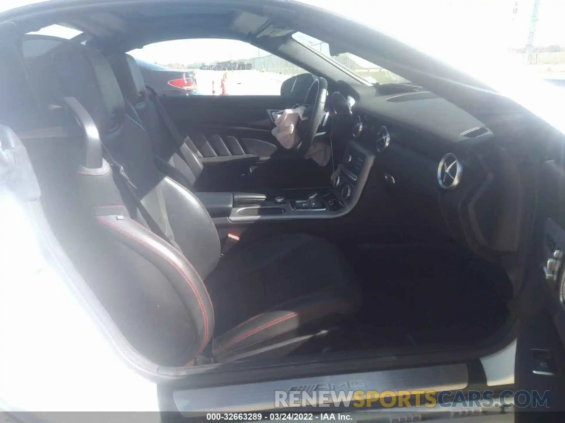 5 Photograph of a damaged car WDDPK6GA6KF161081 MERCEDES-BENZ SLC 2019