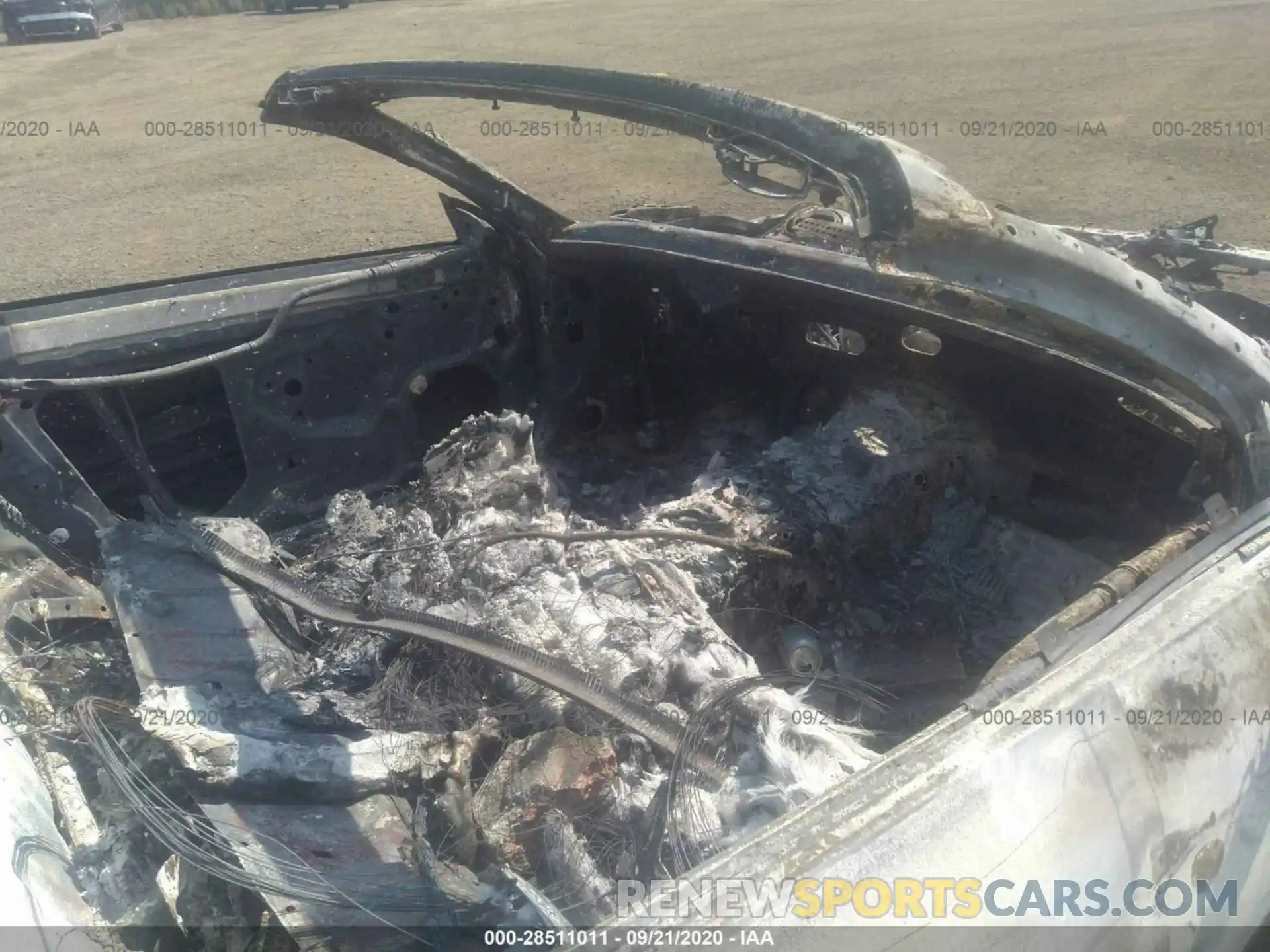 5 Photograph of a damaged car W1KPK3JA5LF169570 MERCEDES-BENZ SLC 2020