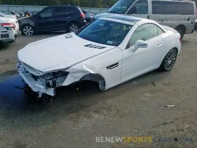 2 Фотография поврежденного автомобиля WDDPK3JA5KF158860 MERCEDES-BENZ SLC 300 2019