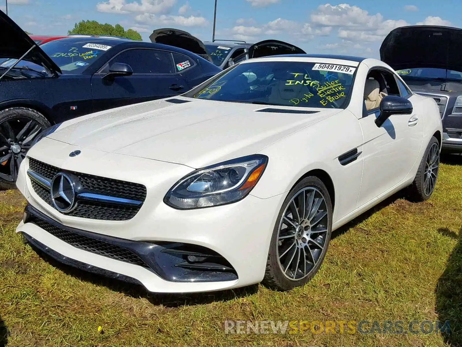 2 Photograph of a damaged car WDDPK3JA9KF160451 MERCEDES-BENZ SLC 300 2019