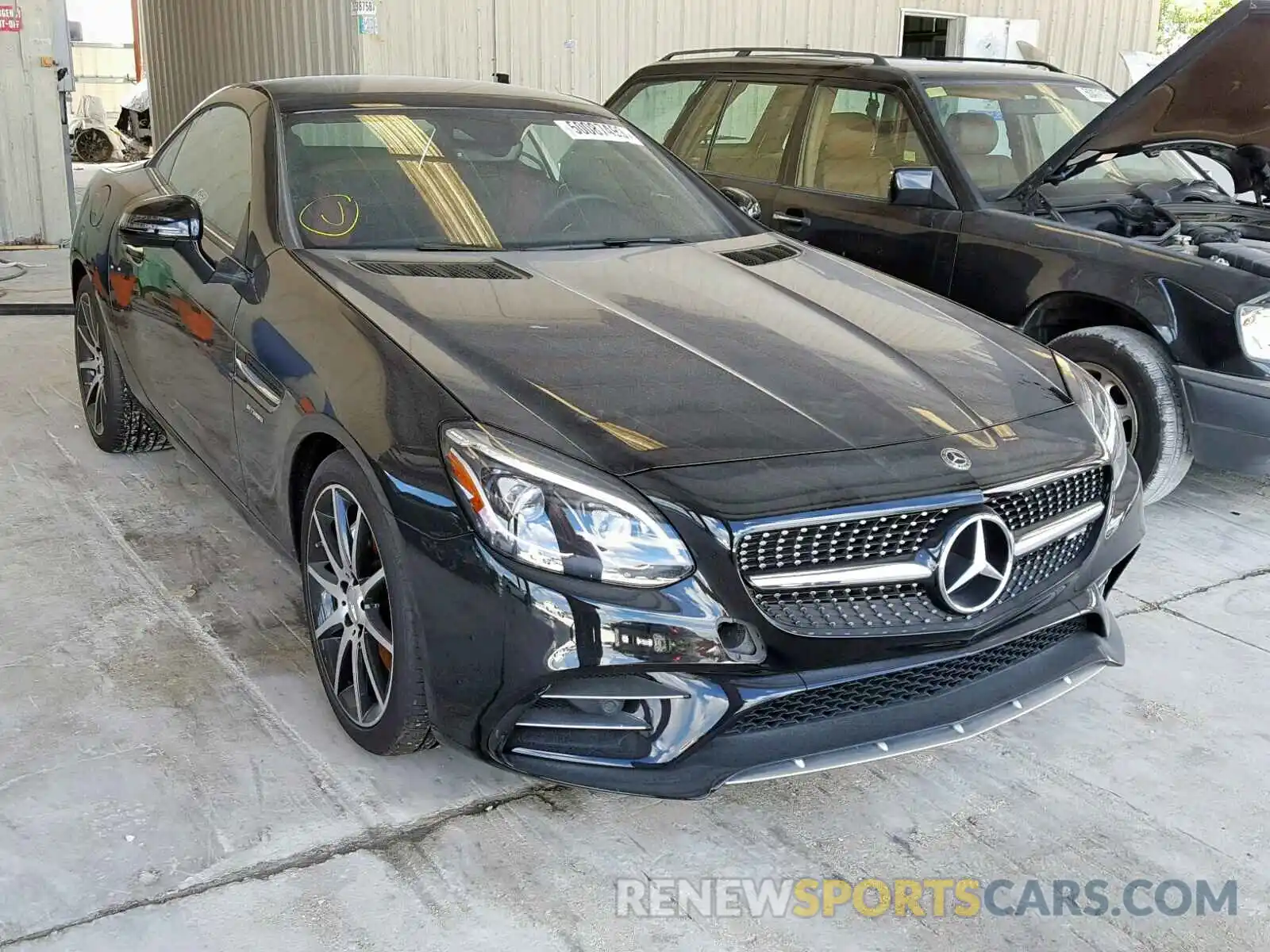 1 Photograph of a damaged car WDDPK6GA0KF160637 MERCEDES-BENZ SLC 43 AMG 2019