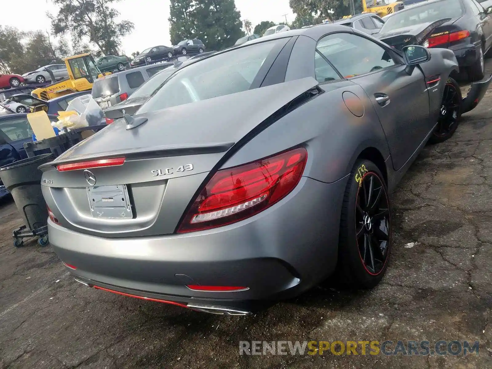 4 Photograph of a damaged car WDDPK6GA8KF159509 MERCEDES-BENZ SLC 43 AMG 2019