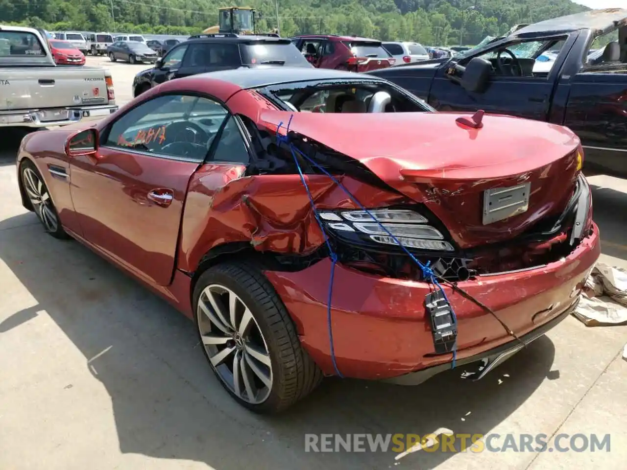 3 Photograph of a damaged car WDDPK3JA0KF159186 MERCEDES-BENZ SLC-CLASS 2019