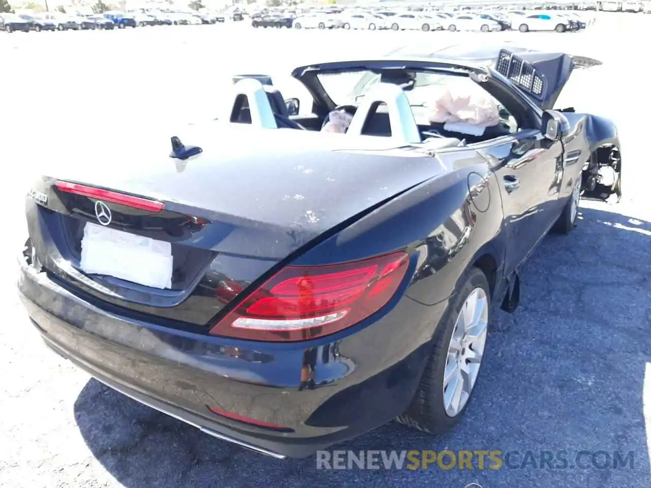 4 Photograph of a damaged car WDDPK3JA9KF163835 MERCEDES-BENZ SLC-CLASS 2019