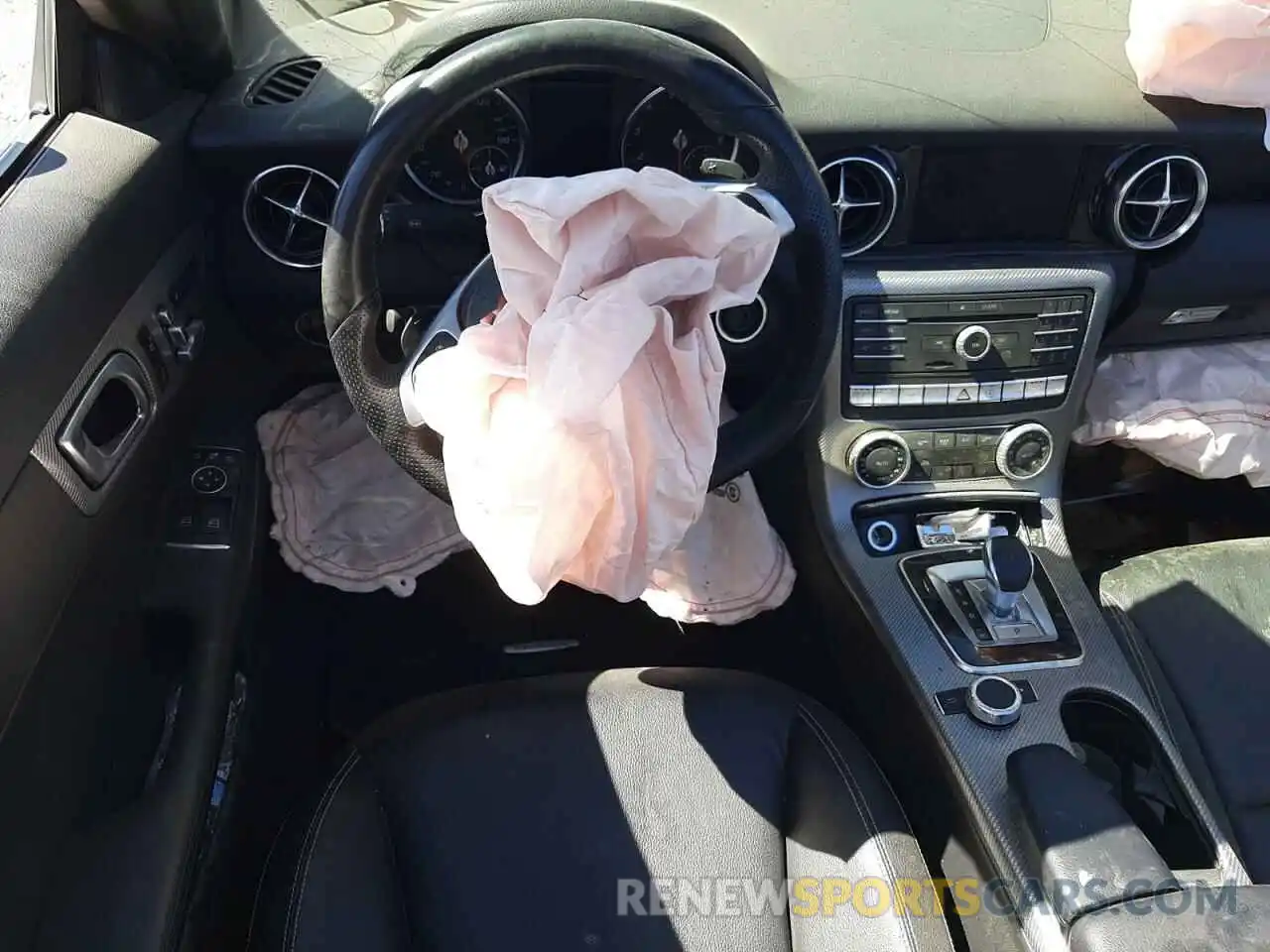 9 Photograph of a damaged car WDDPK3JA9KF163835 MERCEDES-BENZ SLC-CLASS 2019