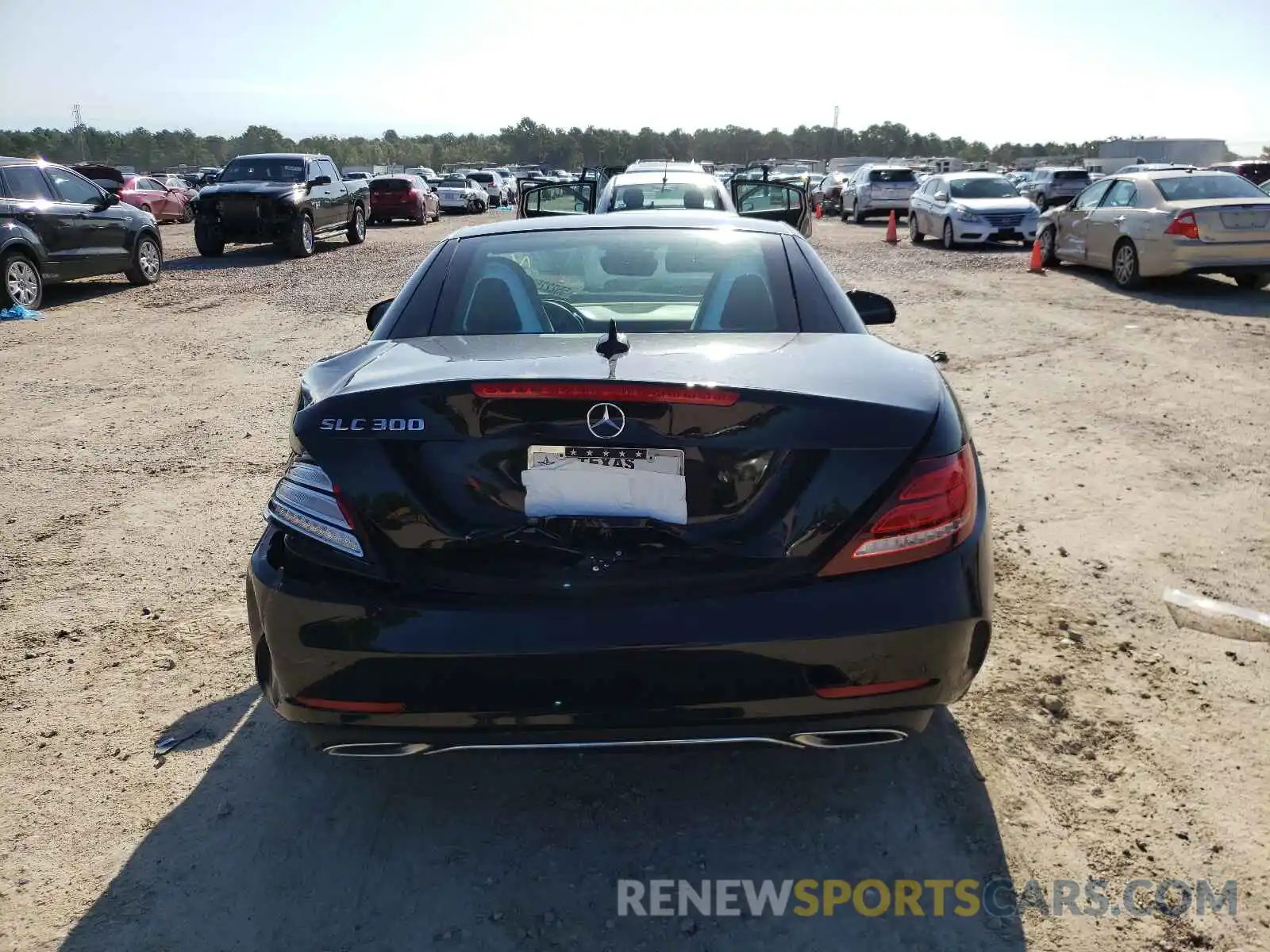 6 Photograph of a damaged car W1KPK3JA0LF170819 MERCEDES-BENZ SLC-CLASS 2020