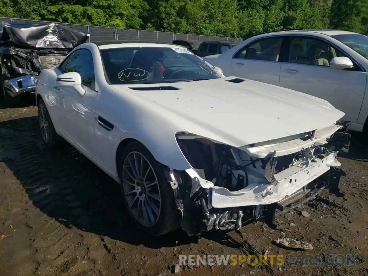 1 Photograph of a damaged car W1KPK3JA4LF171598 MERCEDES-BENZ SLC-CLASS 2020