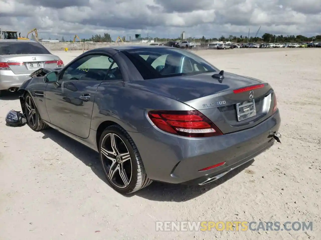 3 Photograph of a damaged car W1KPK3JA7LF172745 MERCEDES-BENZ SLC-CLASS 2020