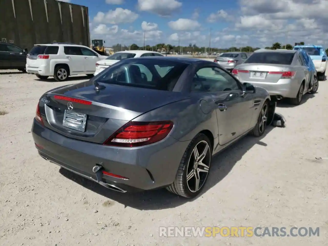 4 Photograph of a damaged car W1KPK3JA7LF172745 MERCEDES-BENZ SLC-CLASS 2020