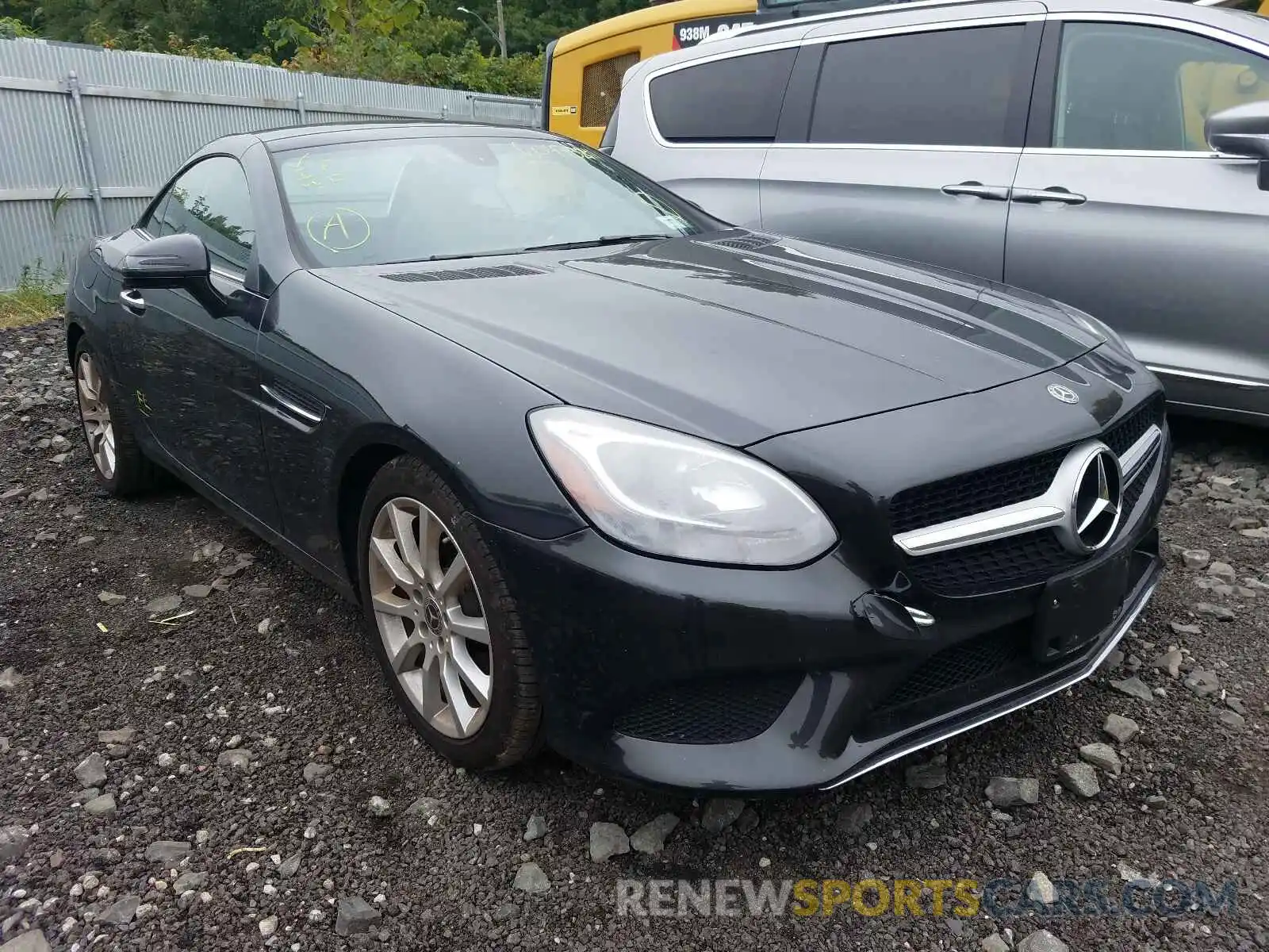 1 Photograph of a damaged car W1KPK3JAXLF169435 MERCEDES-BENZ SLC-CLASS 2020