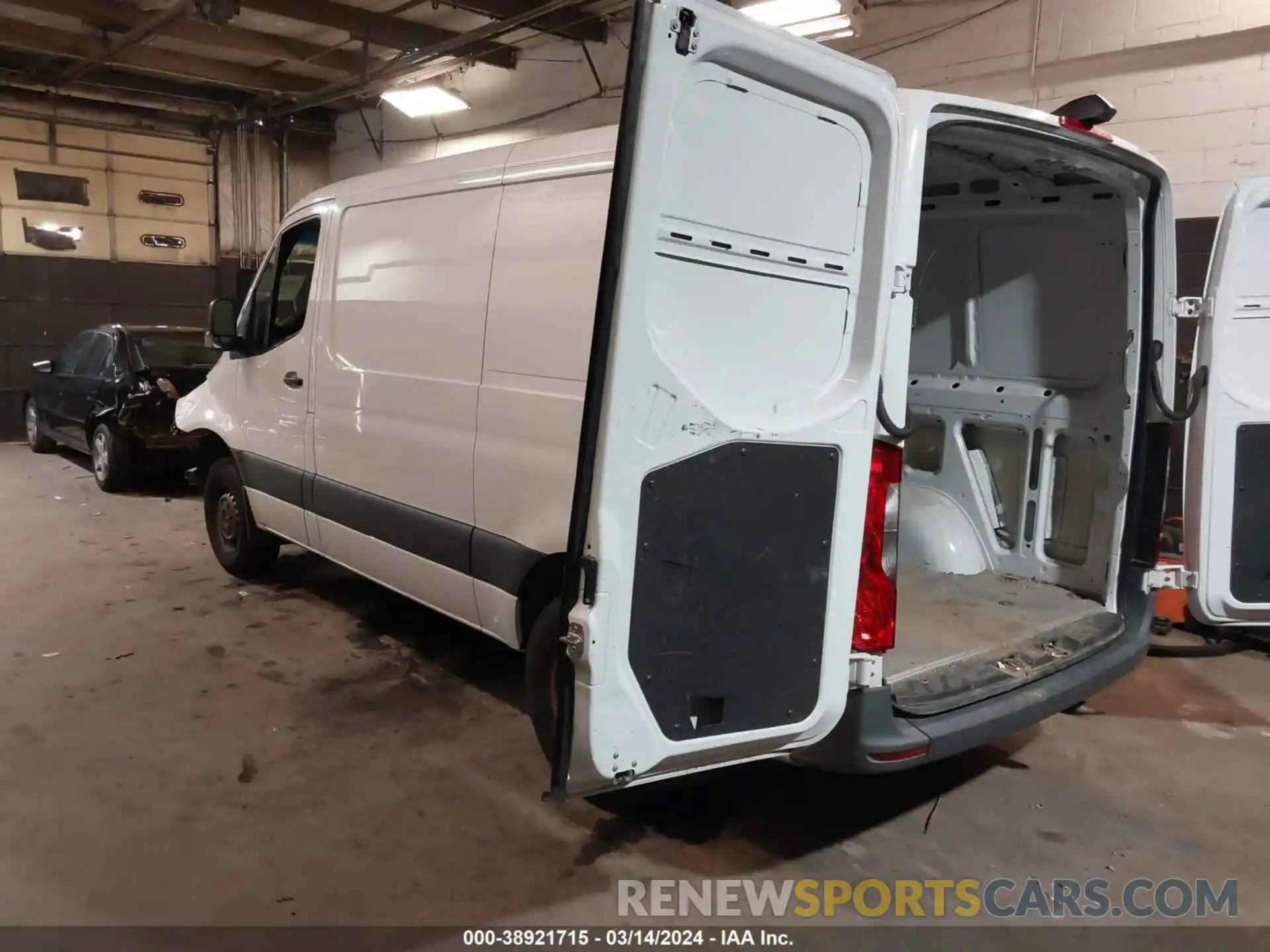 3 Photograph of a damaged car WD4PE7ED7KT016630 MERCEDES-BENZ SPRINTER 1500 2019