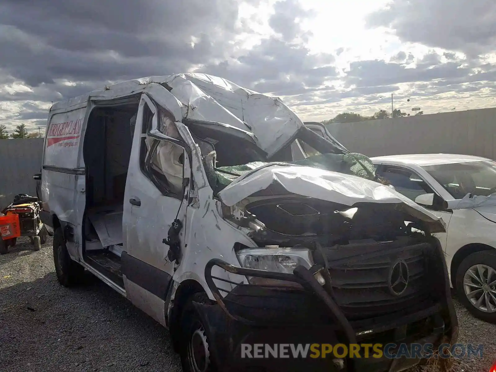 1 Photograph of a damaged car WD3PF0CD1KT003531 MERCEDES-BENZ SPRINTER 2 2019