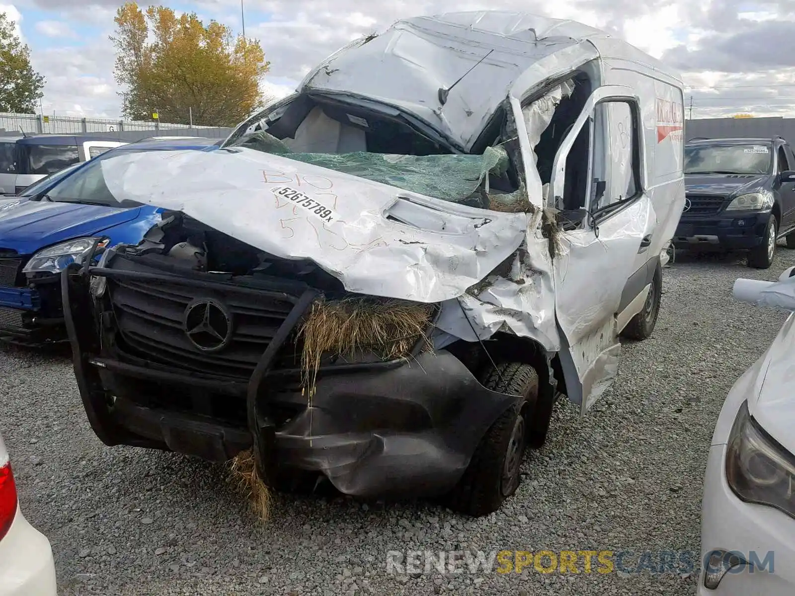 2 Photograph of a damaged car WD3PF0CD1KT003531 MERCEDES-BENZ SPRINTER 2 2019