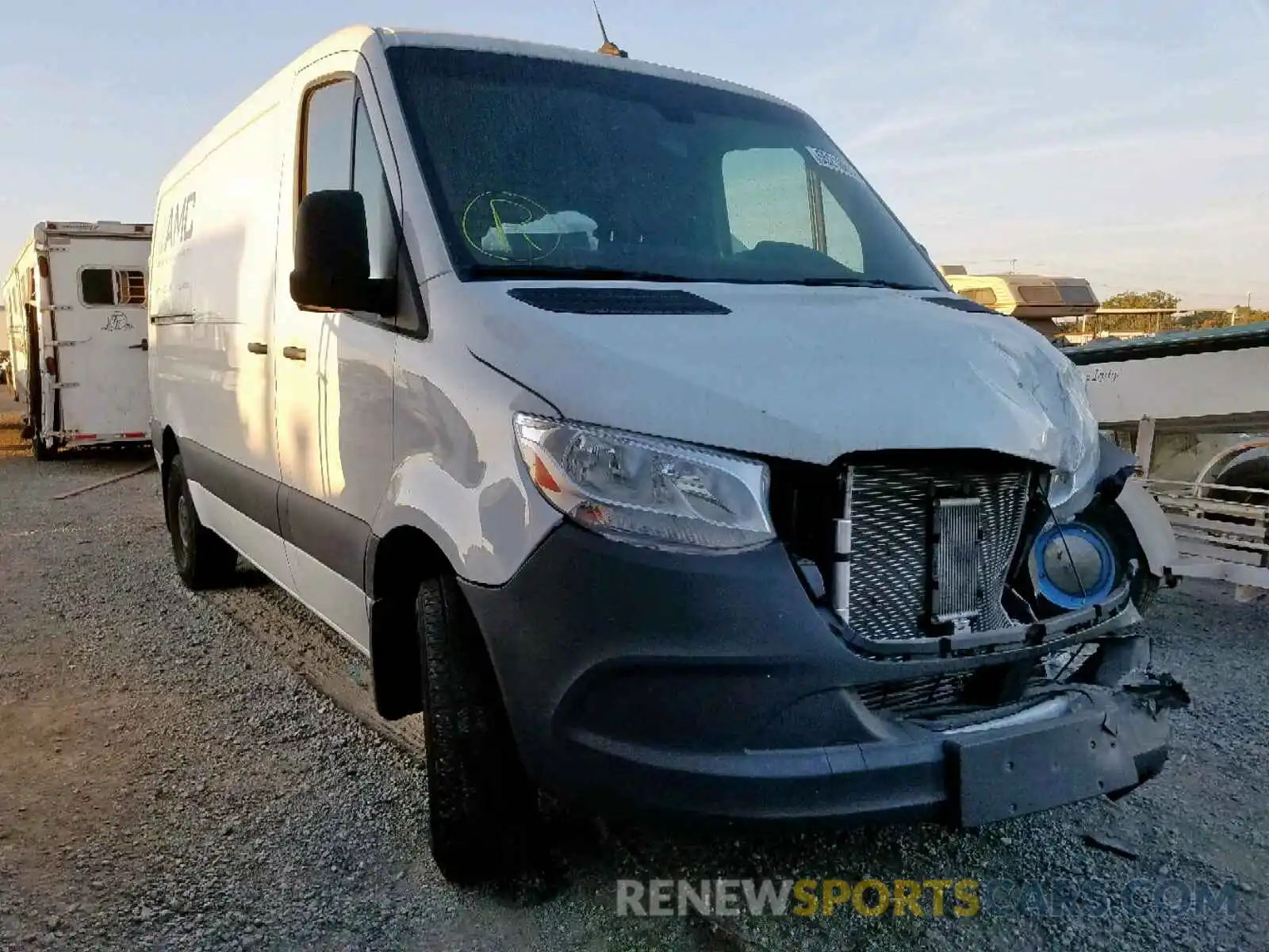 1 Photograph of a damaged car WD3PF0CDXKP035094 MERCEDES-BENZ SPRINTER 2 2019