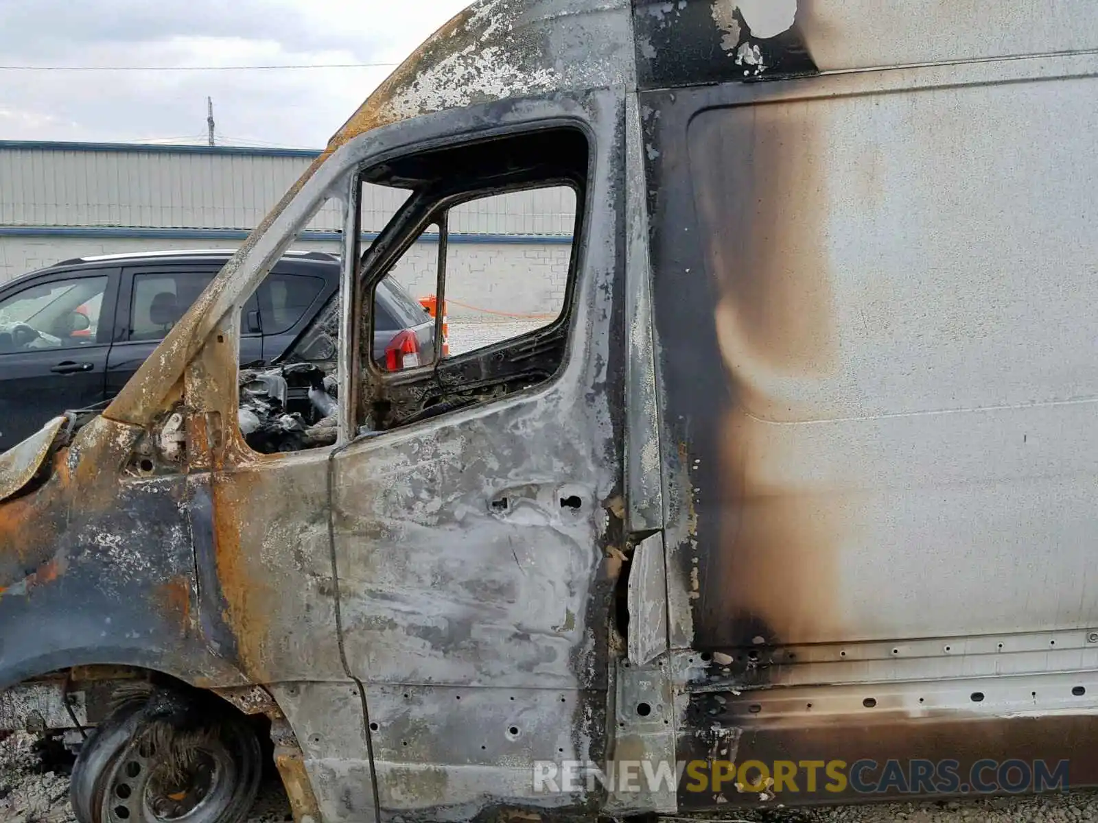 10 Photograph of a damaged car WD3PF1CD0KP026152 MERCEDES-BENZ SPRINTER 2 2019